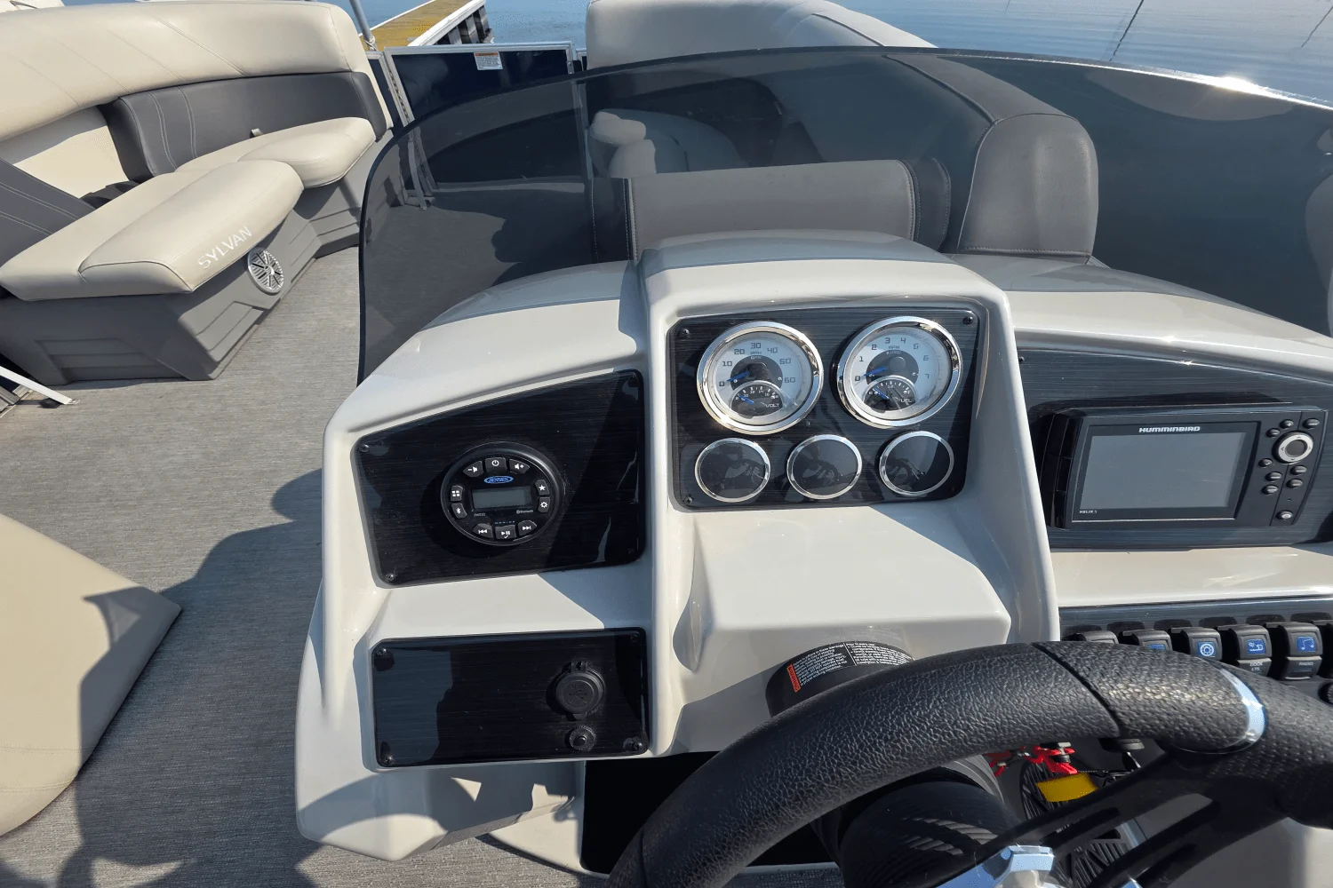 2021 Sylvan 8522 MIRAGE PF Image Thumbnail #11