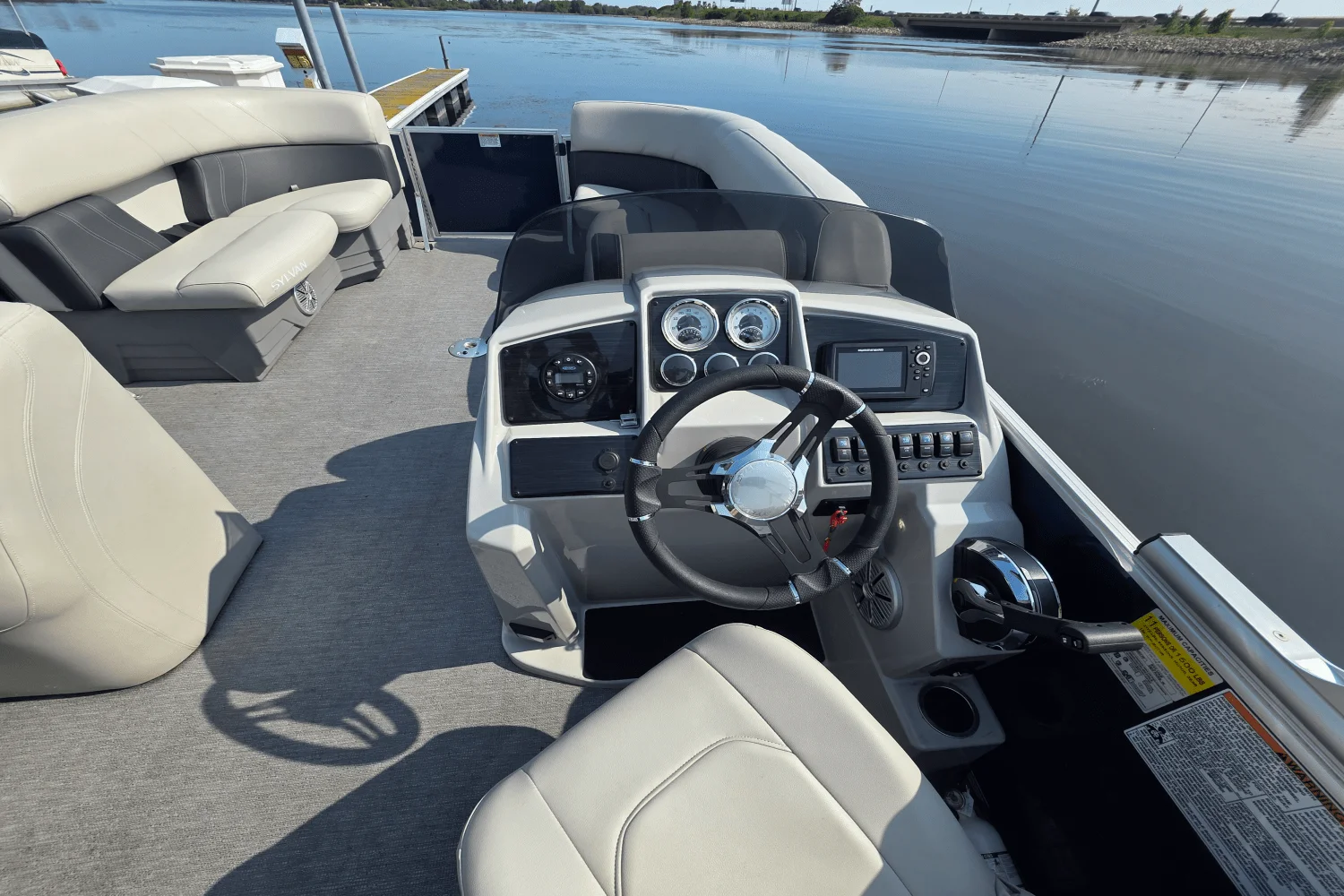 2021 Sylvan 8522 MIRAGE PF Image Thumbnail #8