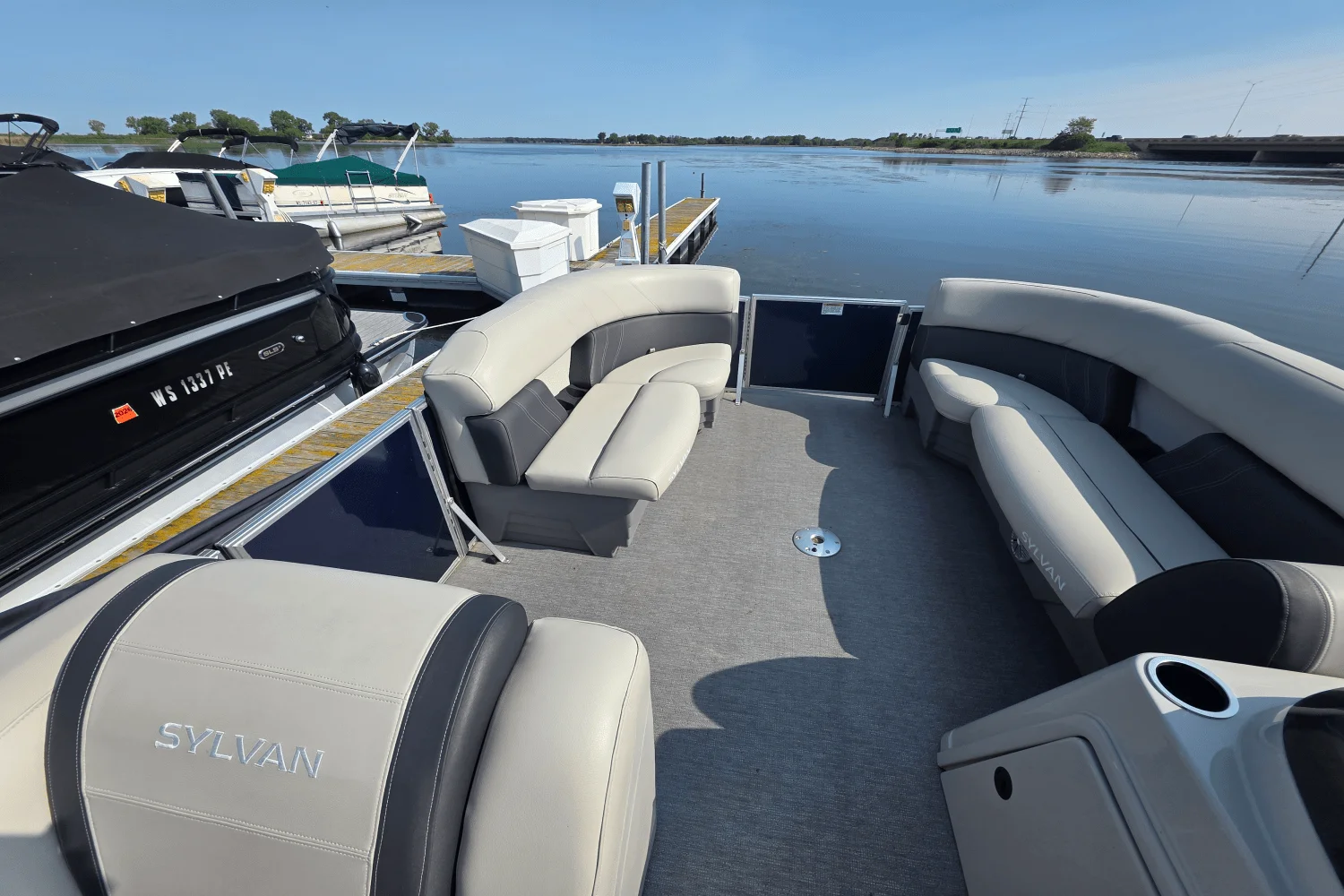 2021 Sylvan 8522 MIRAGE PF Image Thumbnail #6