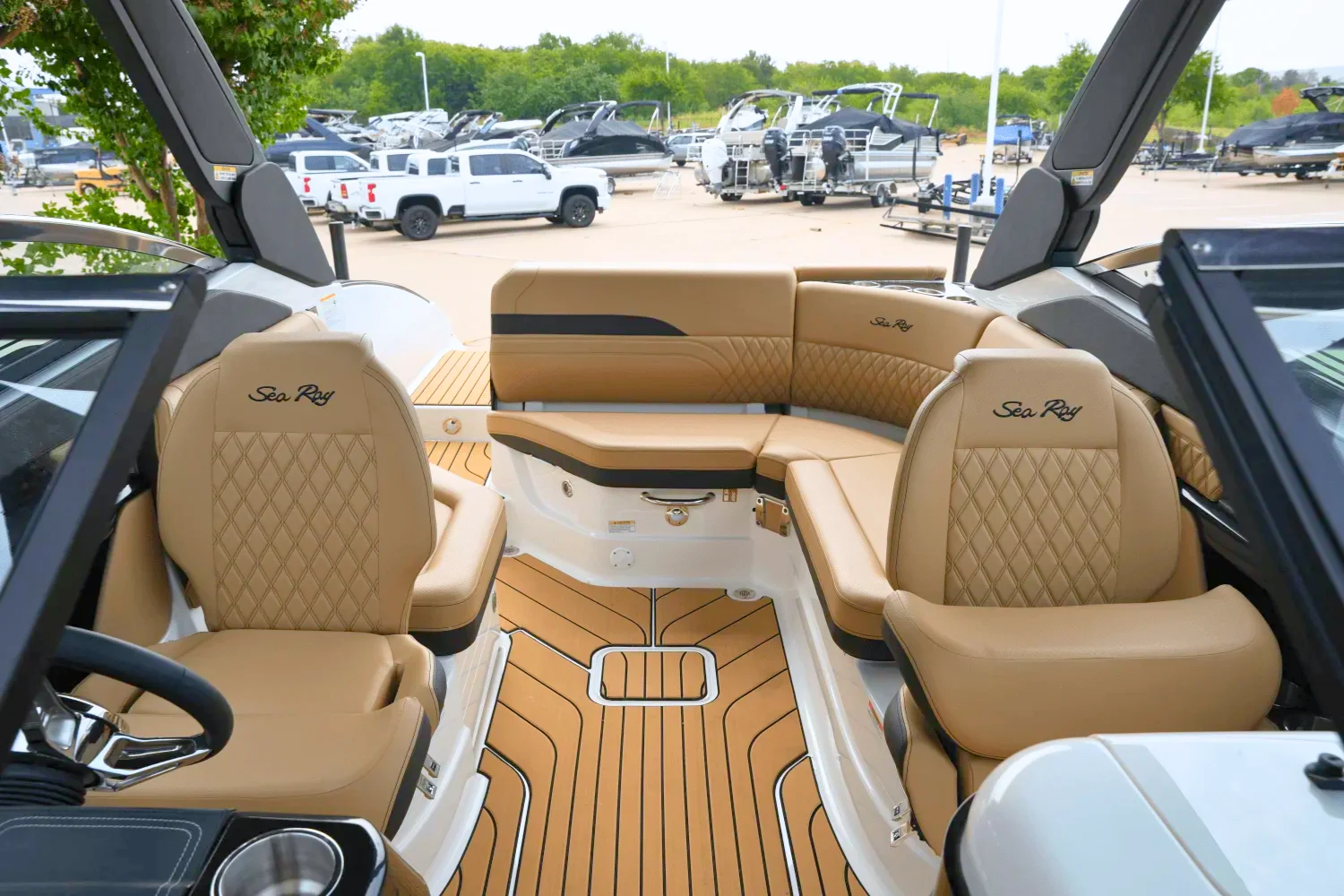 2026 Sea Ray SLX 260 Surf Image Thumbnail #20