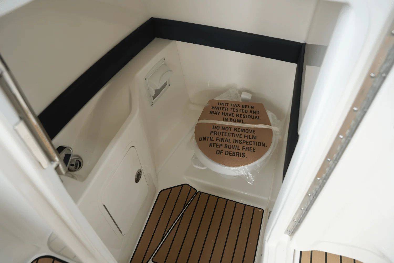 2026 Sea Ray SLX 260 Surf Image Thumbnail #23