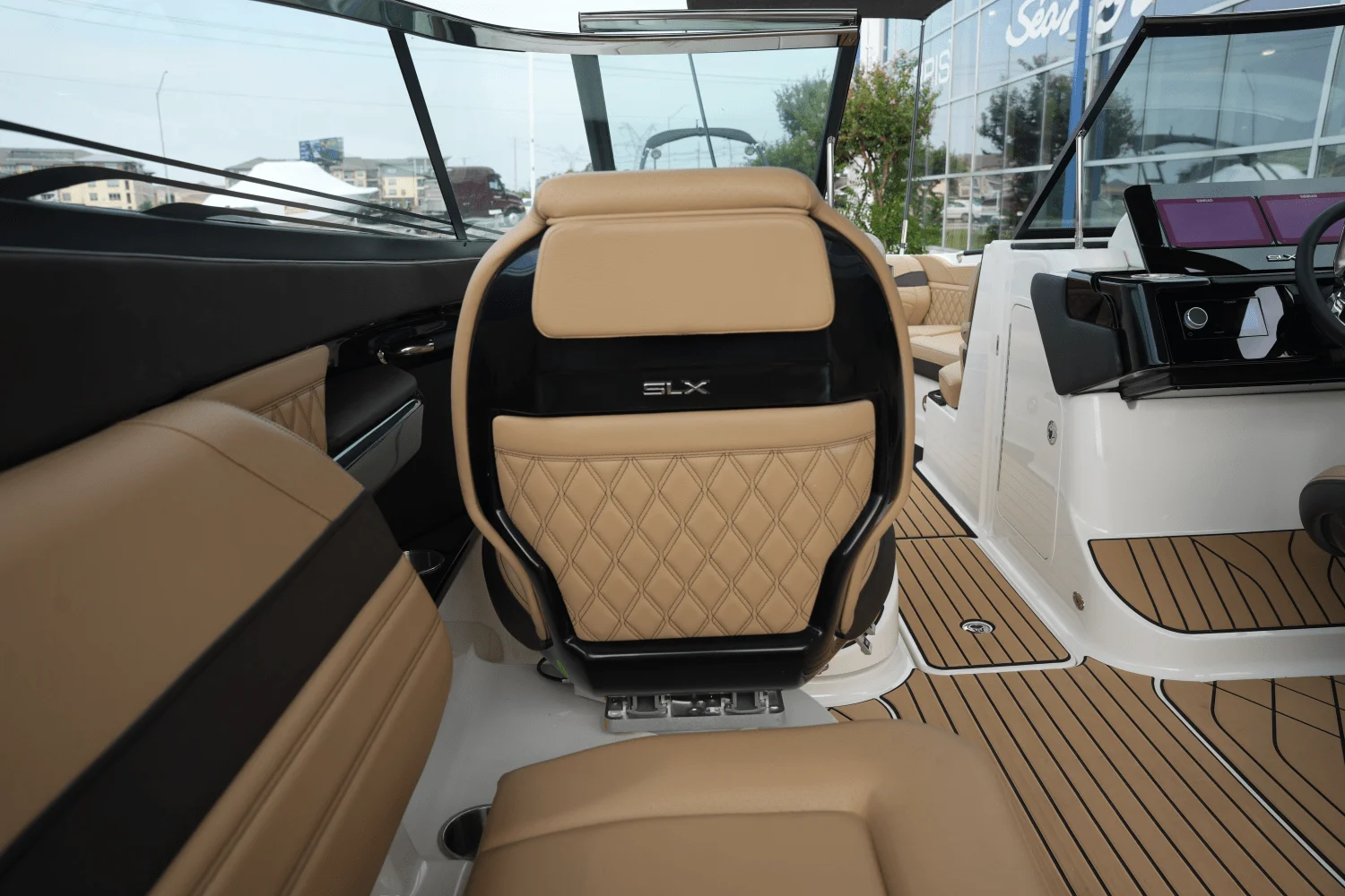 2026 Sea Ray SLX 260 Surf Image Thumbnail #19