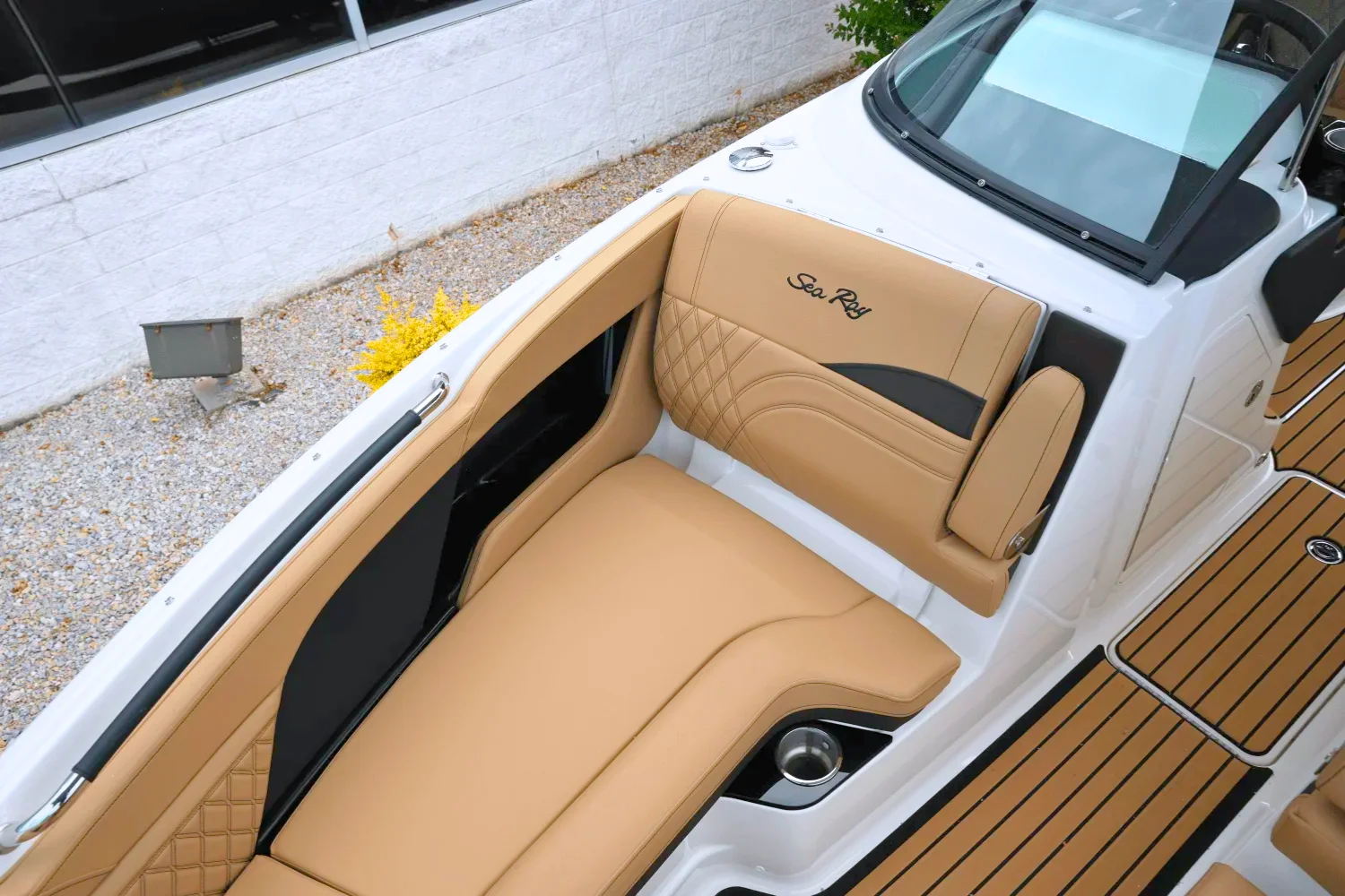 2026 Sea Ray SLX 260 Surf Image Thumbnail #29