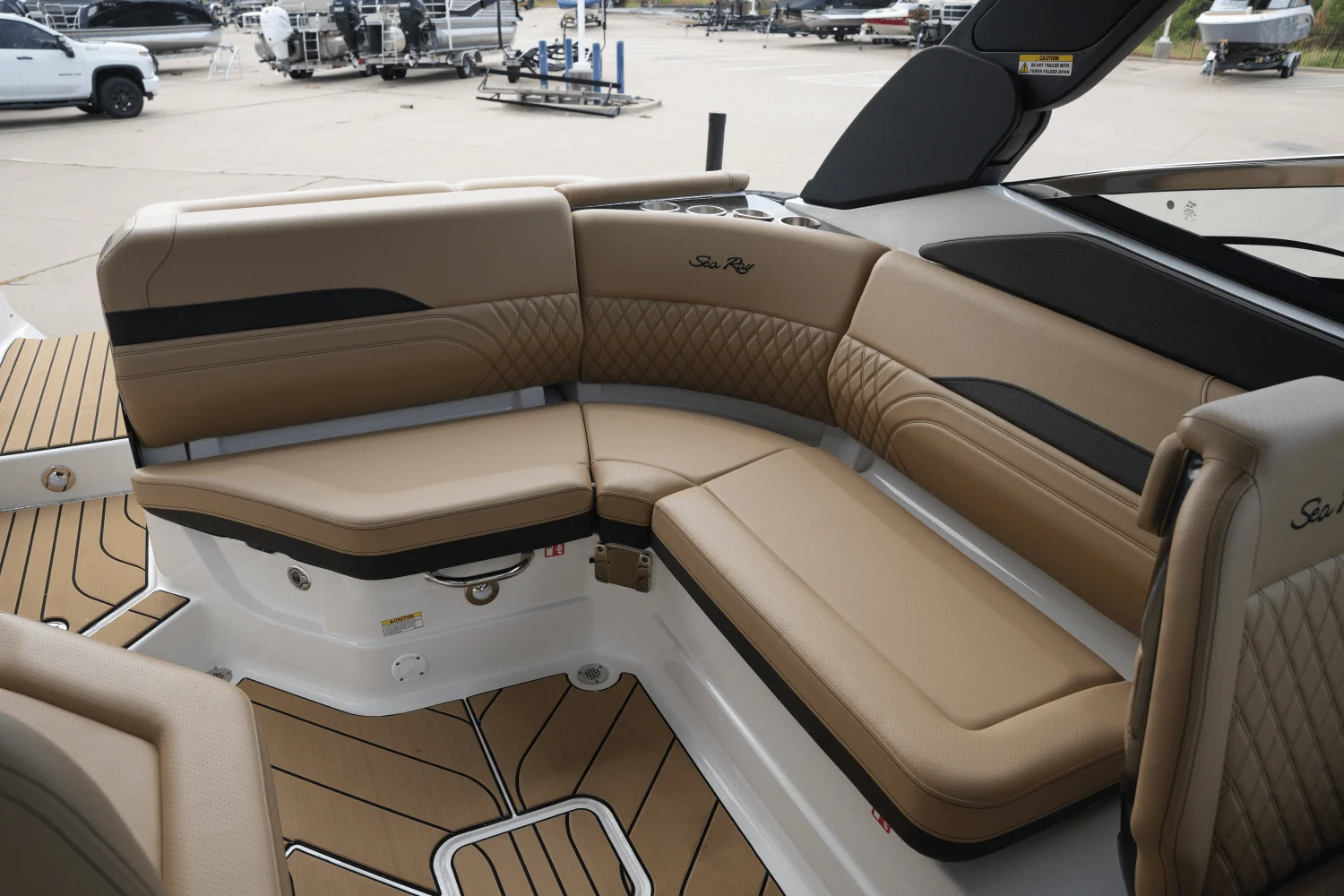 2026 Sea Ray SLX 260 Surf Image Thumbnail #11