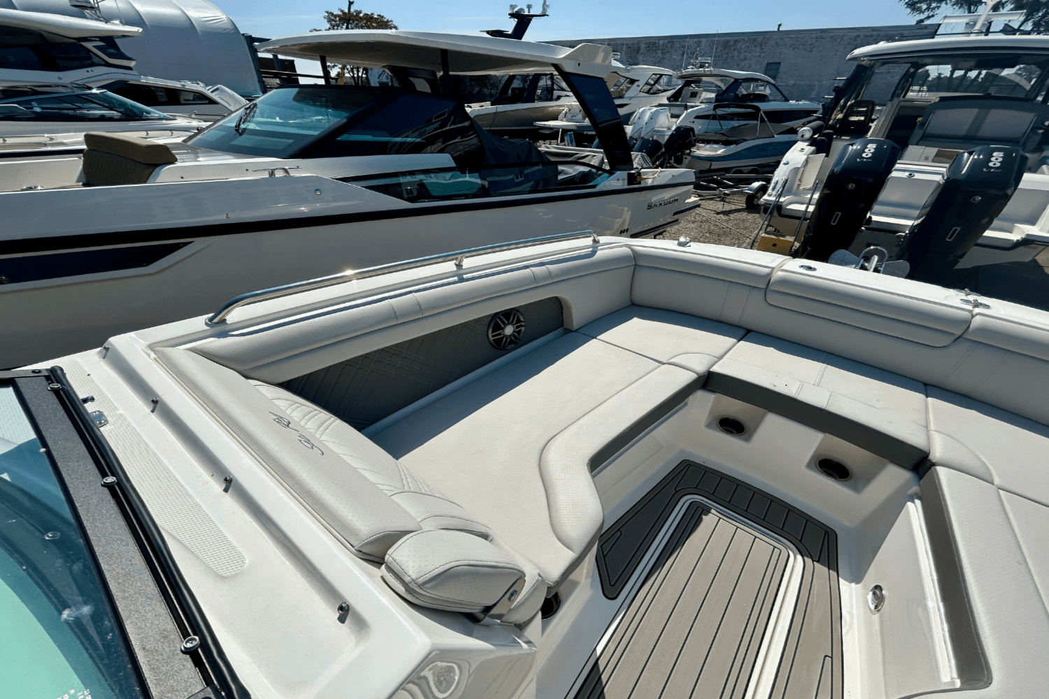 2026 Sea Ray SDX 290 Outboard Image Thumbnail #20