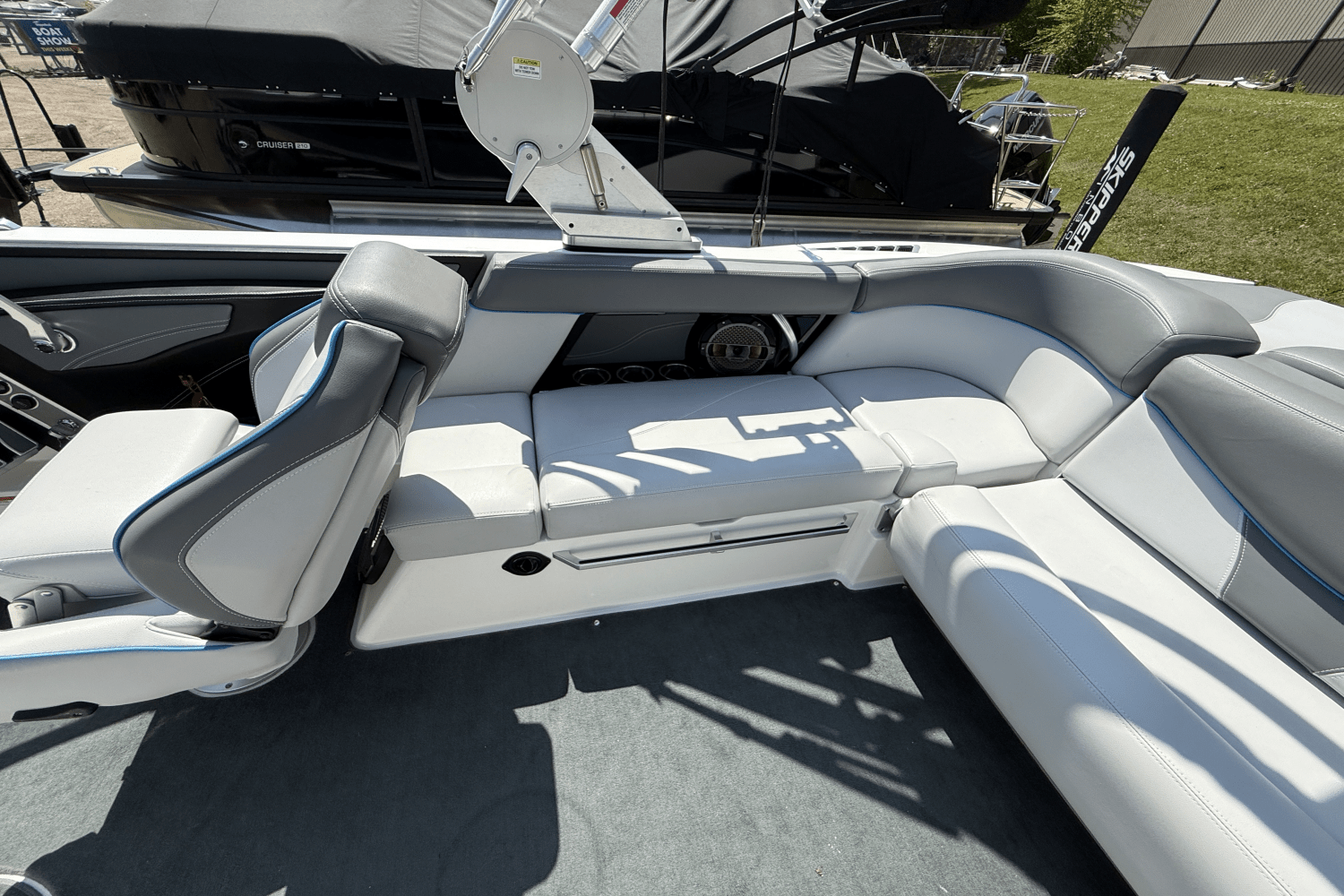 2019 Mastercraft XT22 Image Thumbnail #13