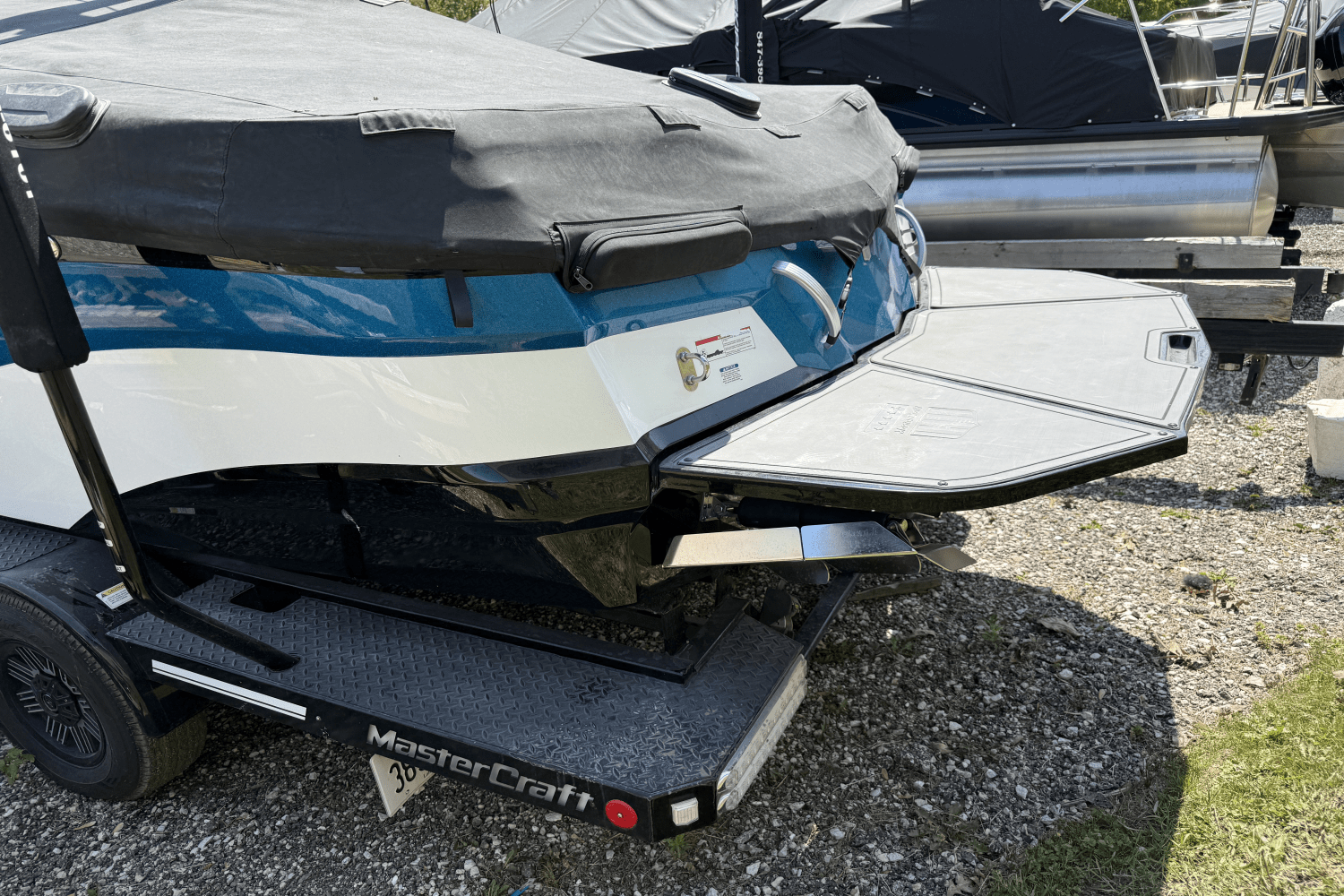 2019 Mastercraft XT22 Image Thumbnail #4