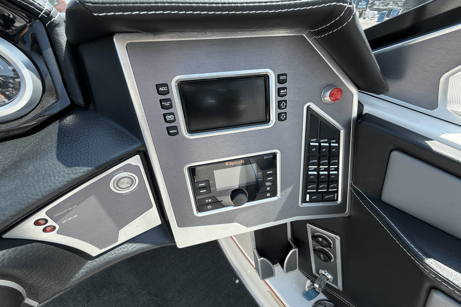 2019 Mastercraft XT22 Image Thumbnail #21