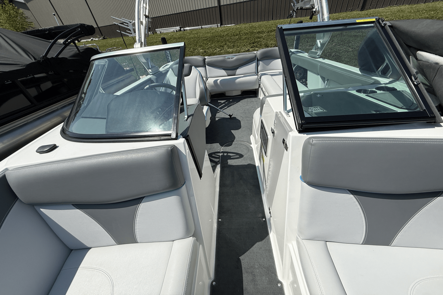 2019 Mastercraft XT22 Image Thumbnail #27