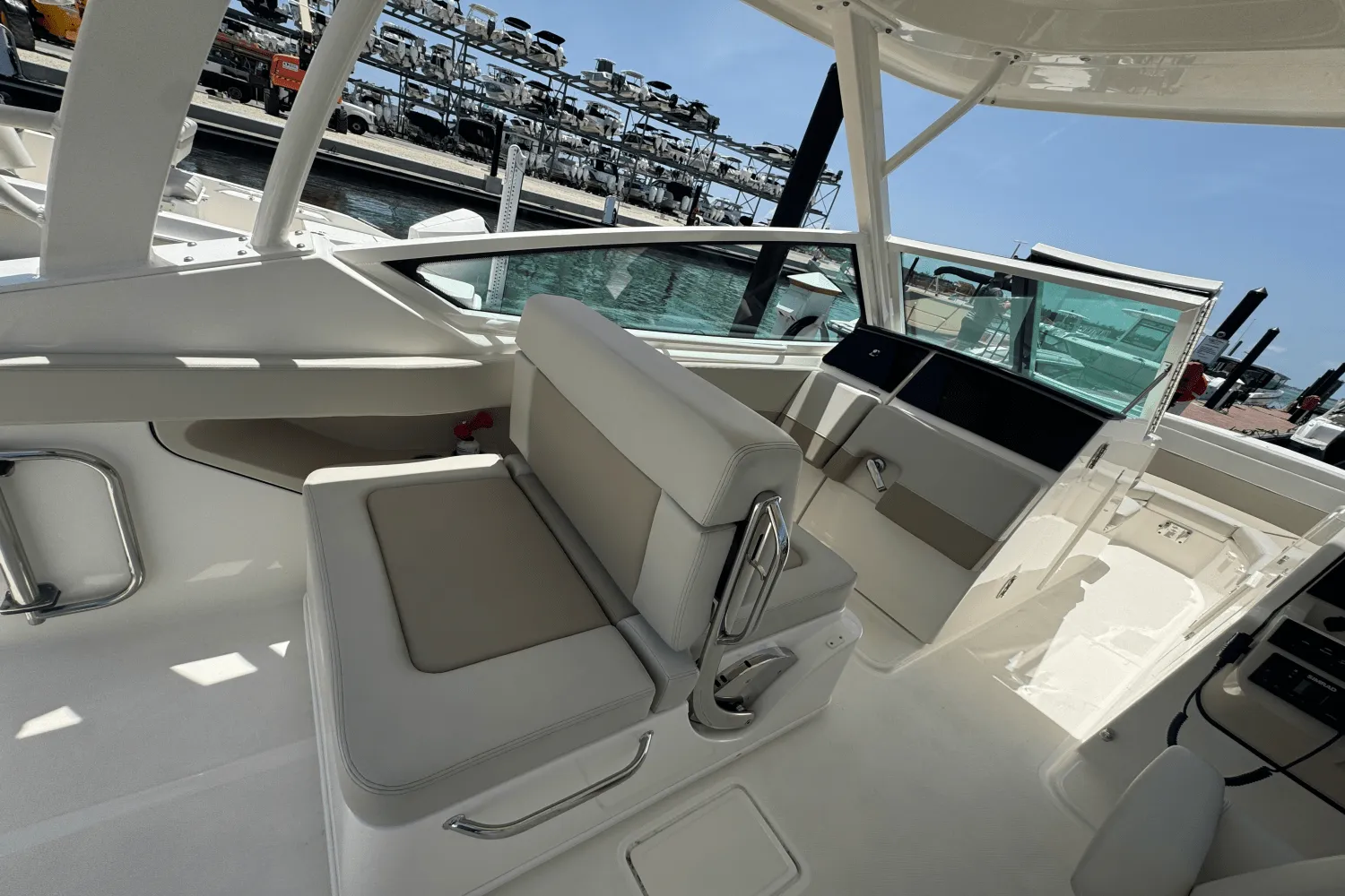 2024 Boston Whaler 280 VANTAGE Image Thumbnail #15