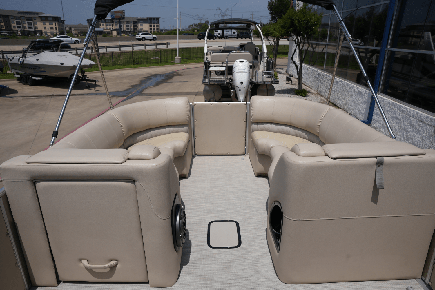 2017 Harris GRAND MARINER (TWIN ENGINE) Image Thumbnail #6