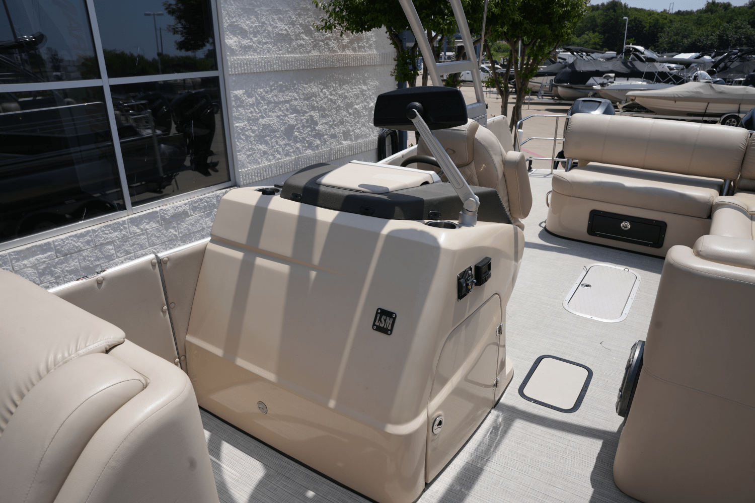 2017 Harris GRAND MARINER (TWIN ENGINE) Image Thumbnail #11