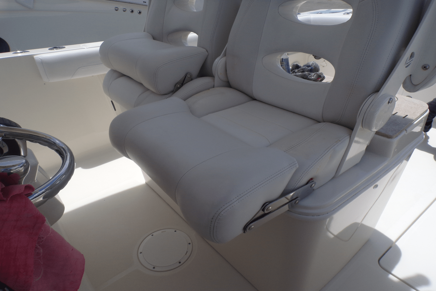 2016 Sailfish 290 CC Image Thumbnail #38