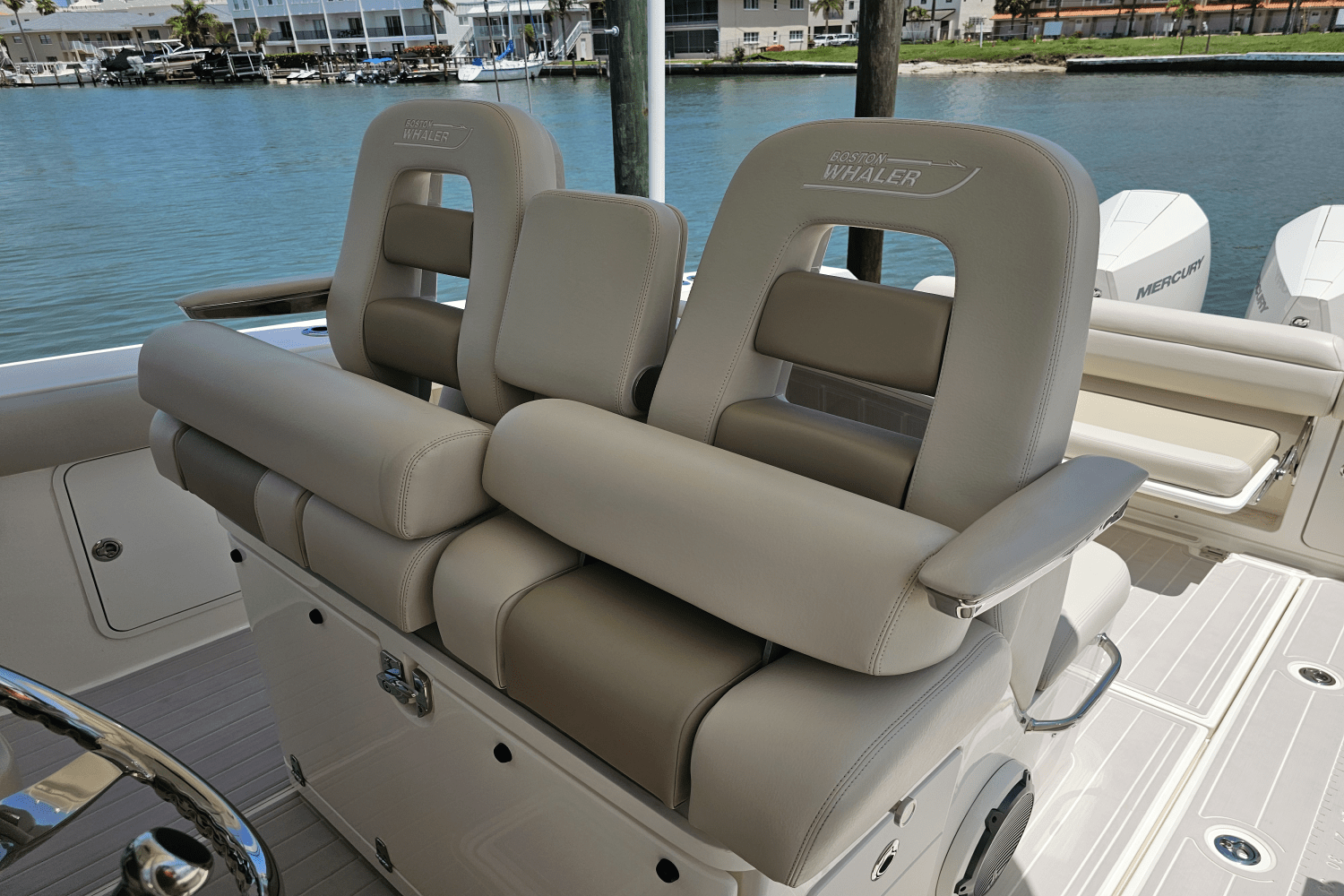 2021 Boston Whaler 330 OUTRAGE Image Thumbnail #26