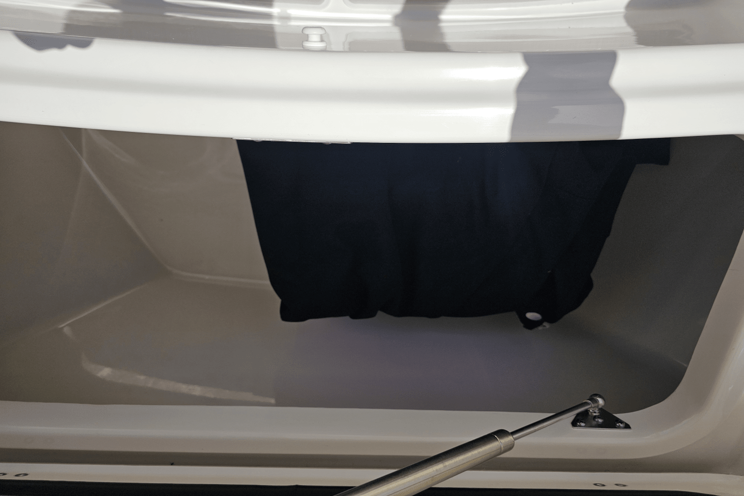 2021 Boston Whaler 330 OUTRAGE Image Thumbnail #16