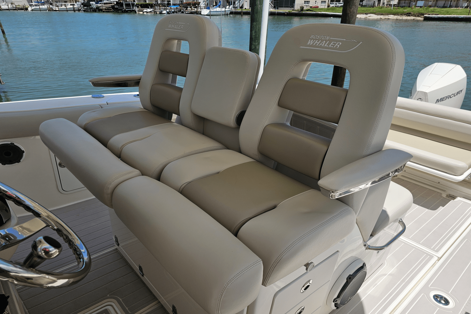 2021 Boston Whaler 330 OUTRAGE Image Thumbnail #27