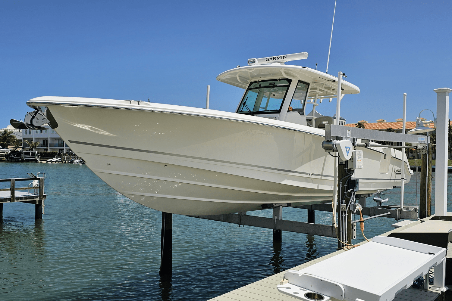 2021 Boston Whaler 330 OUTRAGE Image Thumbnail #5