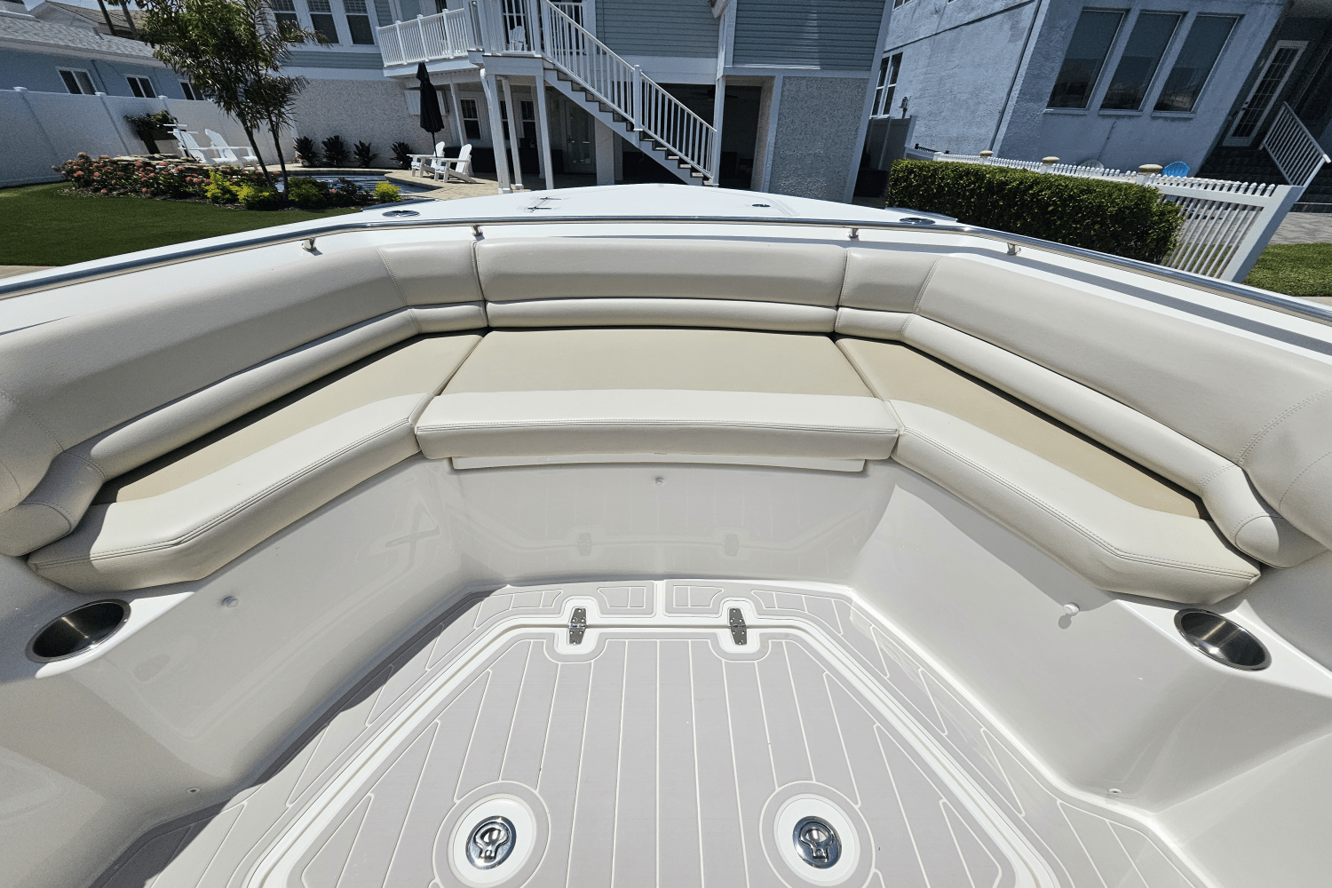 2021 Boston Whaler 330 OUTRAGE Image Thumbnail #9