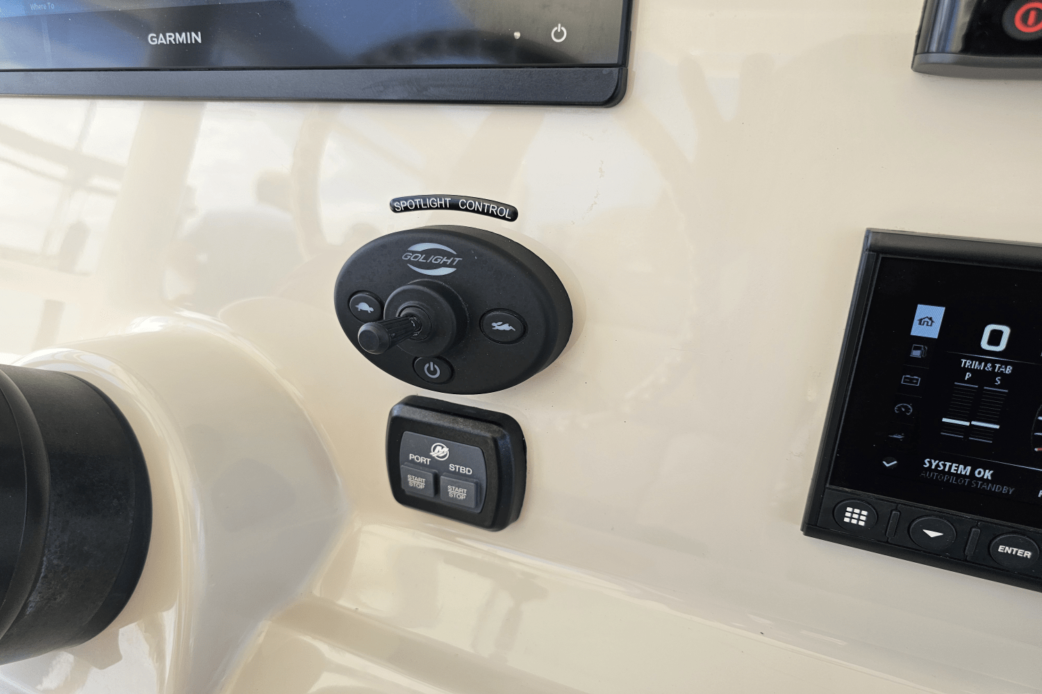 2021 Boston Whaler 330 OUTRAGE Image Thumbnail #42