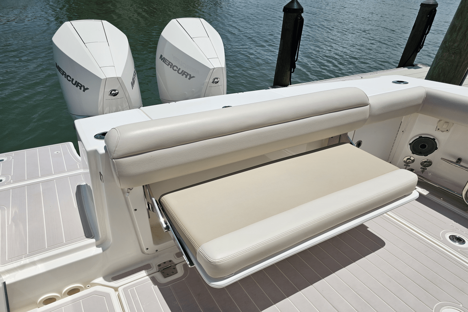 2021 Boston Whaler 330 OUTRAGE Image Thumbnail #49