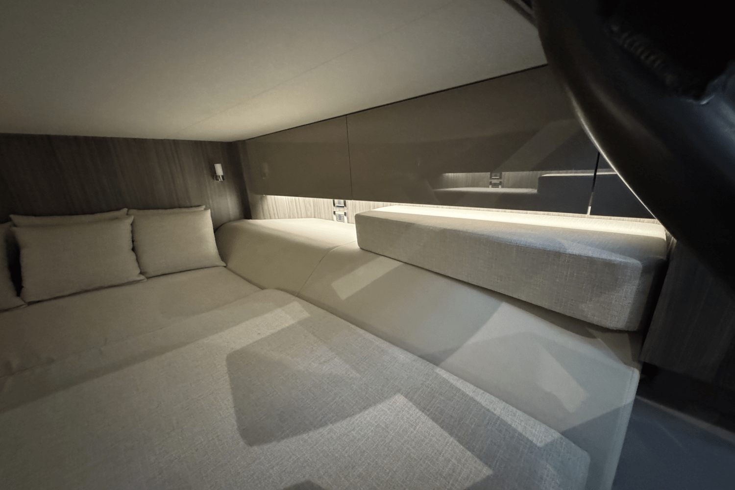 2024 Sea Ray 400 SLX Image Thumbnail #12