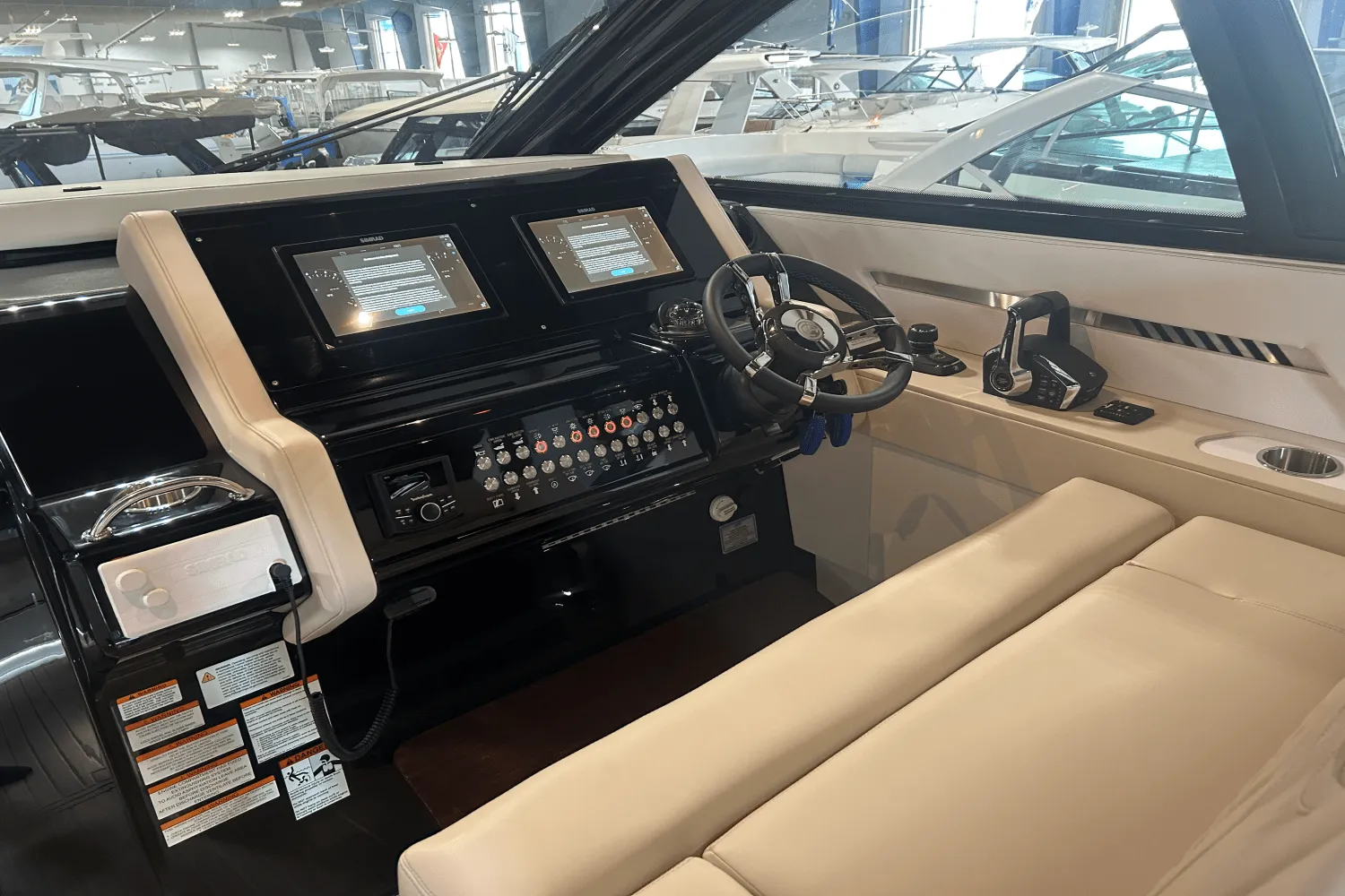 2026 Cruisers Yachts 42 GLS Outboard Image Thumbnail #5