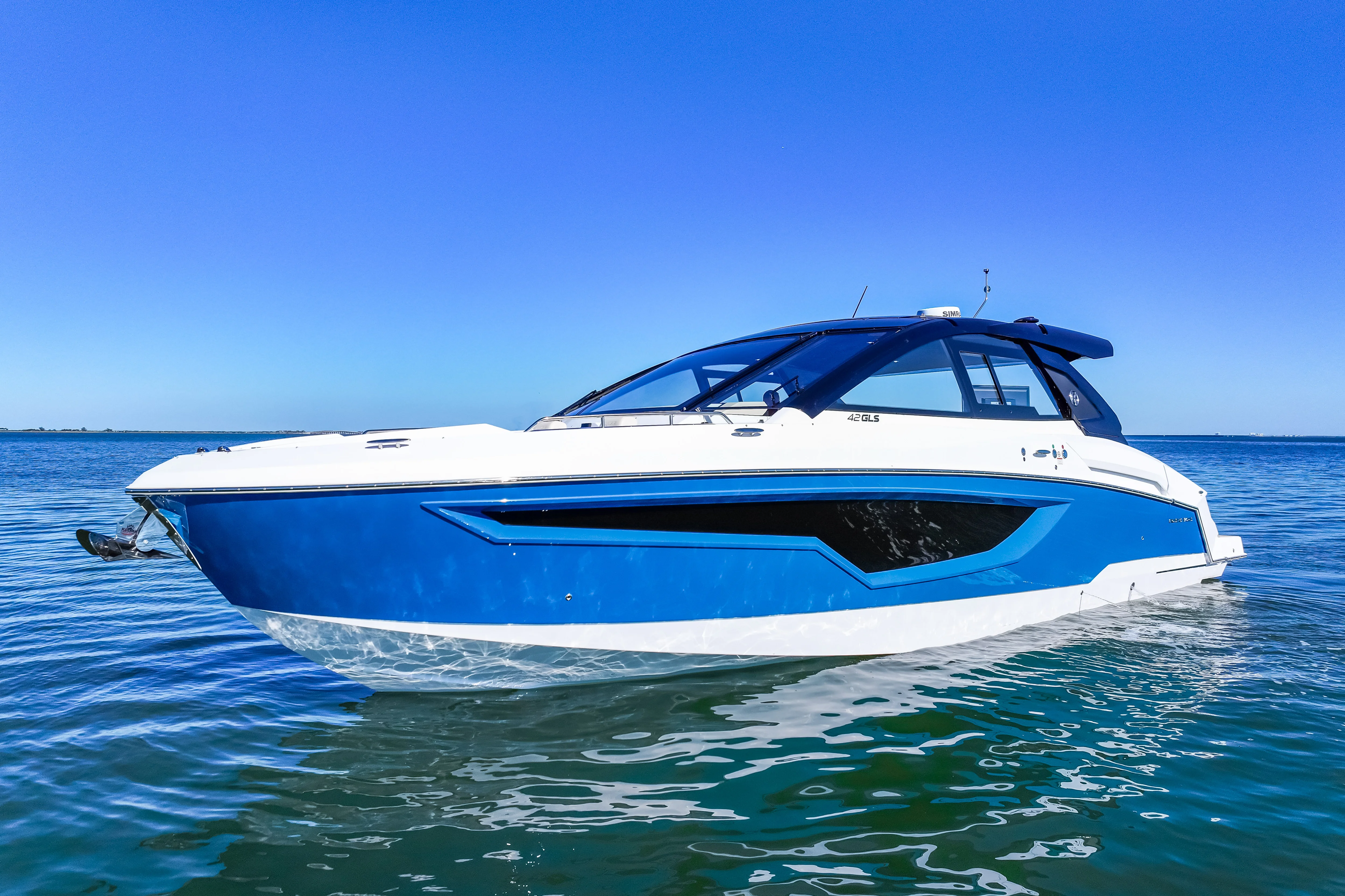 2026 Cruisers Yachts 42 GLS Outboard Image Thumbnail #7