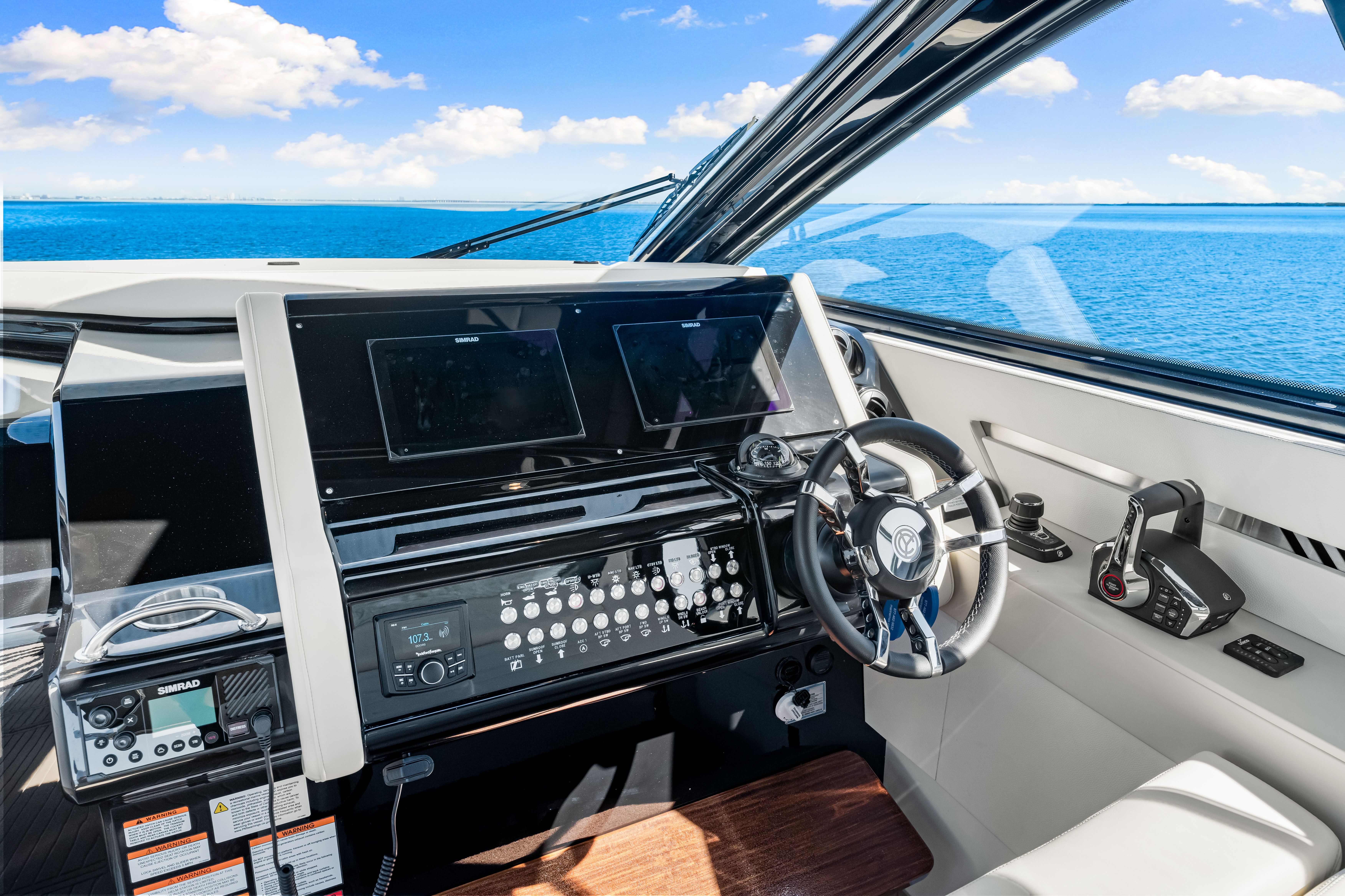 2026 Cruisers Yachts 42 GLS Outboard Image Thumbnail #35