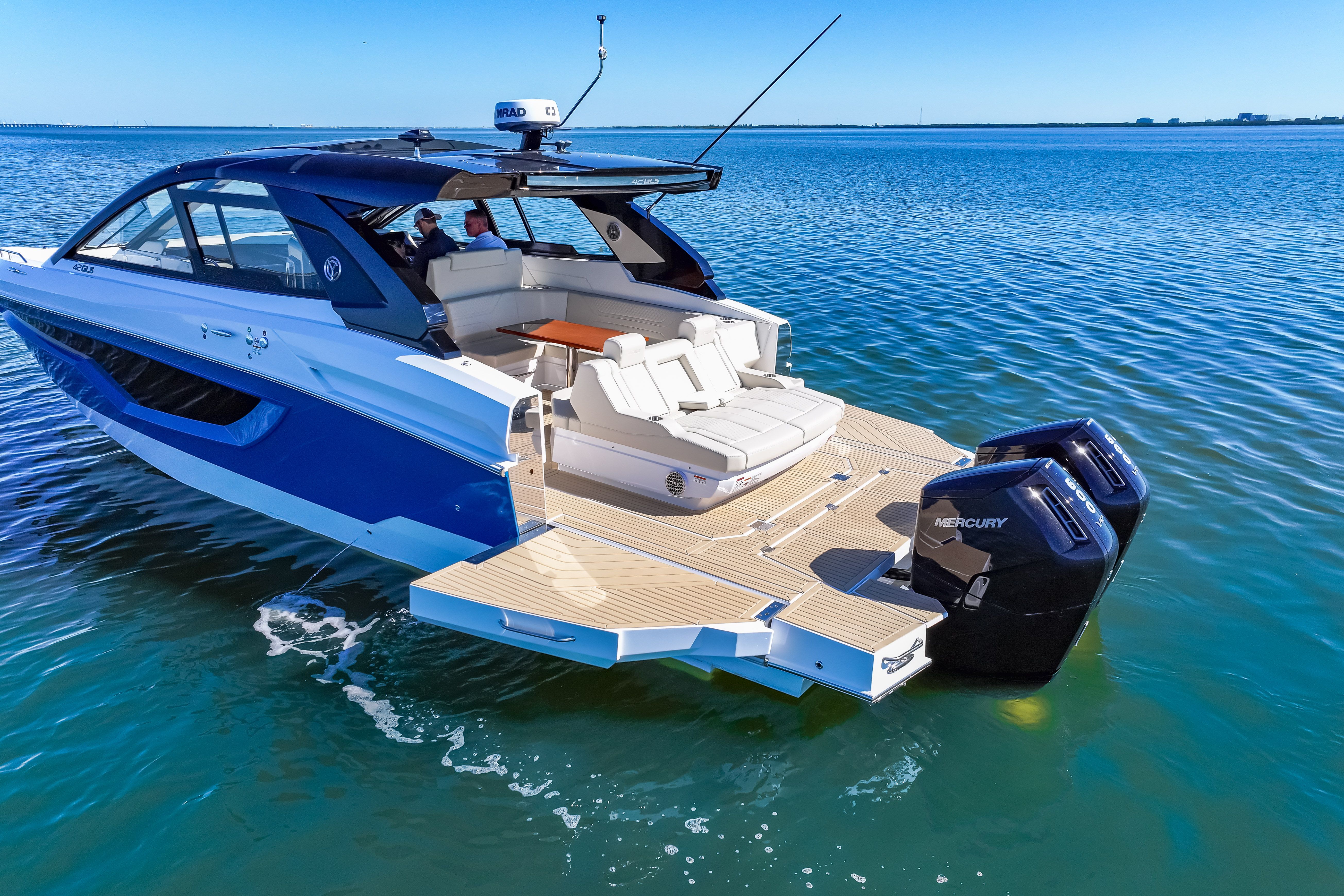 2026 Cruisers Yachts 42 GLS Outboard Image Thumbnail #20