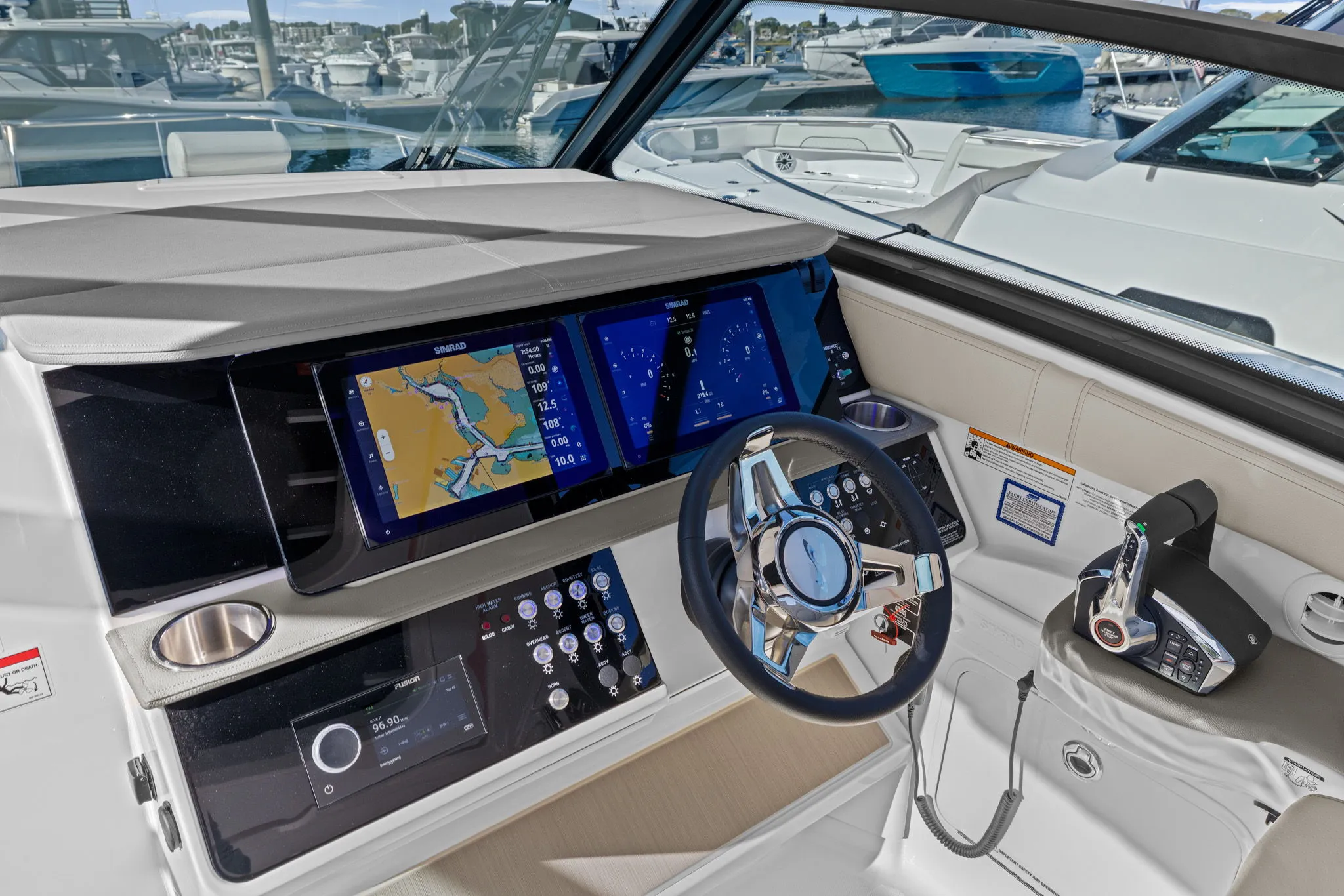 2026 Sea Ray Sundancer 320 Outboard Image Thumbnail #19