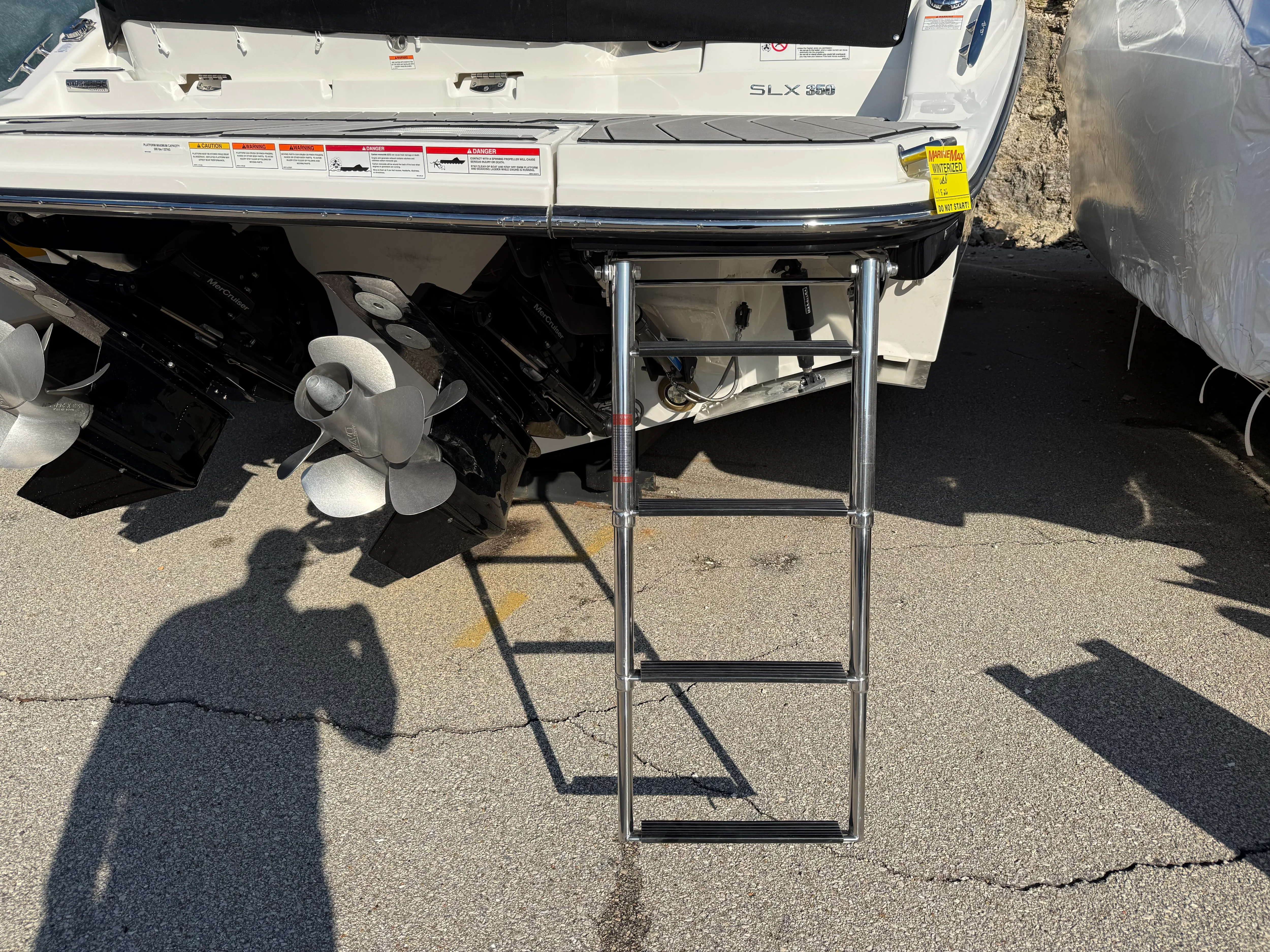 2026 Sea Ray SLX 350 Image Thumbnail #13