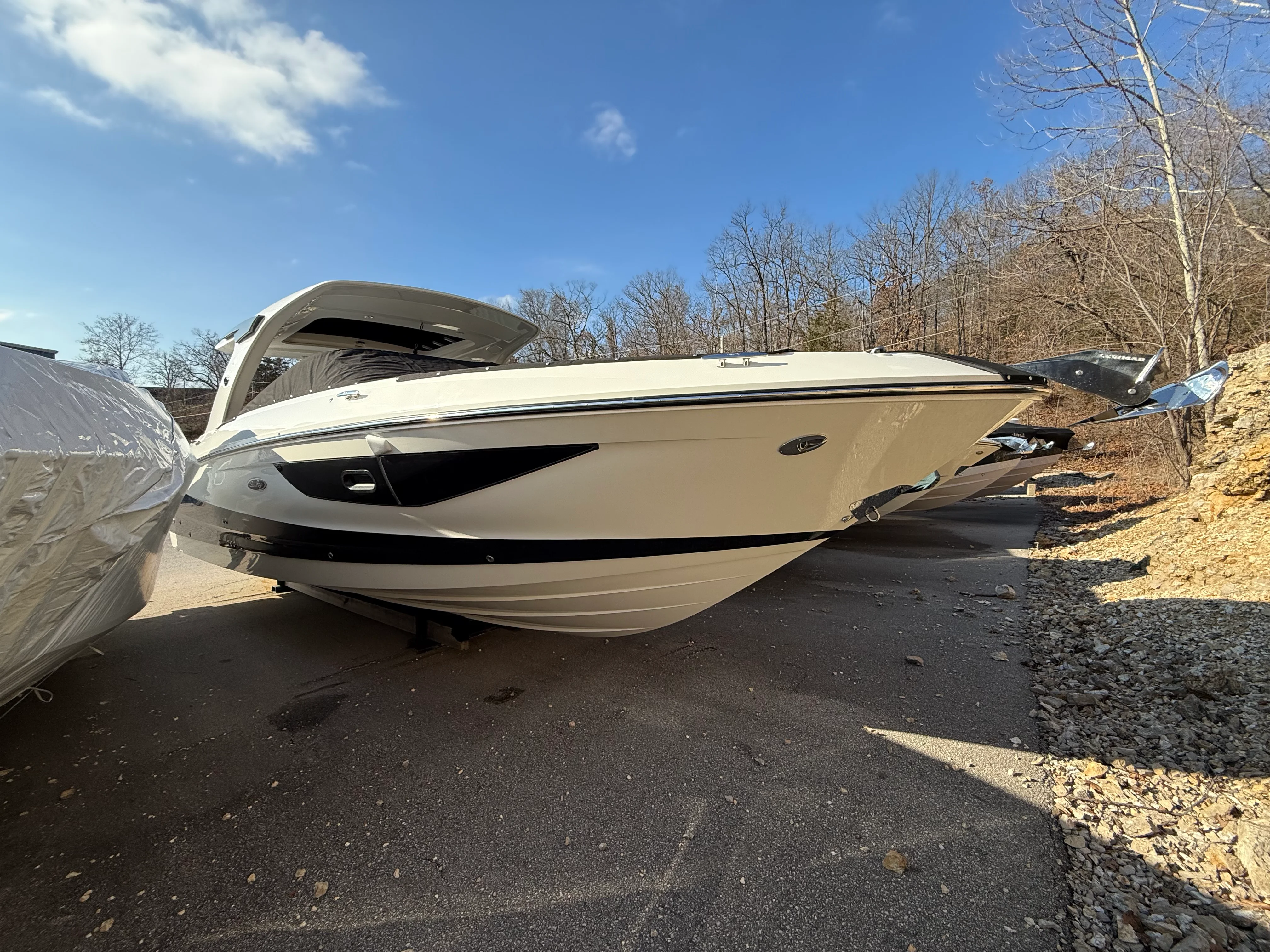 2026 Sea Ray SLX 350 Image Thumbnail #0