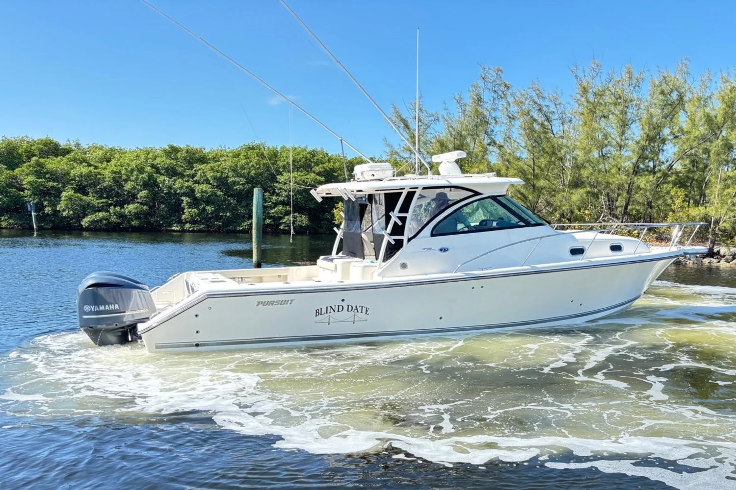 2013 Pursuit OS 345 OFFSHORE Image Thumbnail #4