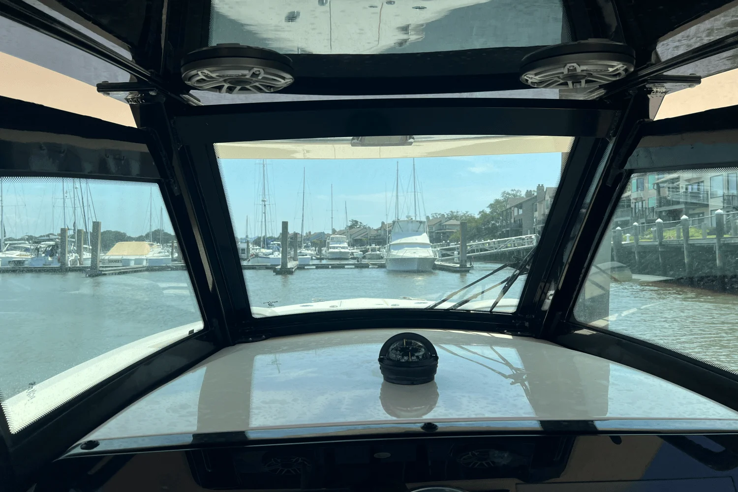 2022 Scout 305 LXF Image Thumbnail #15