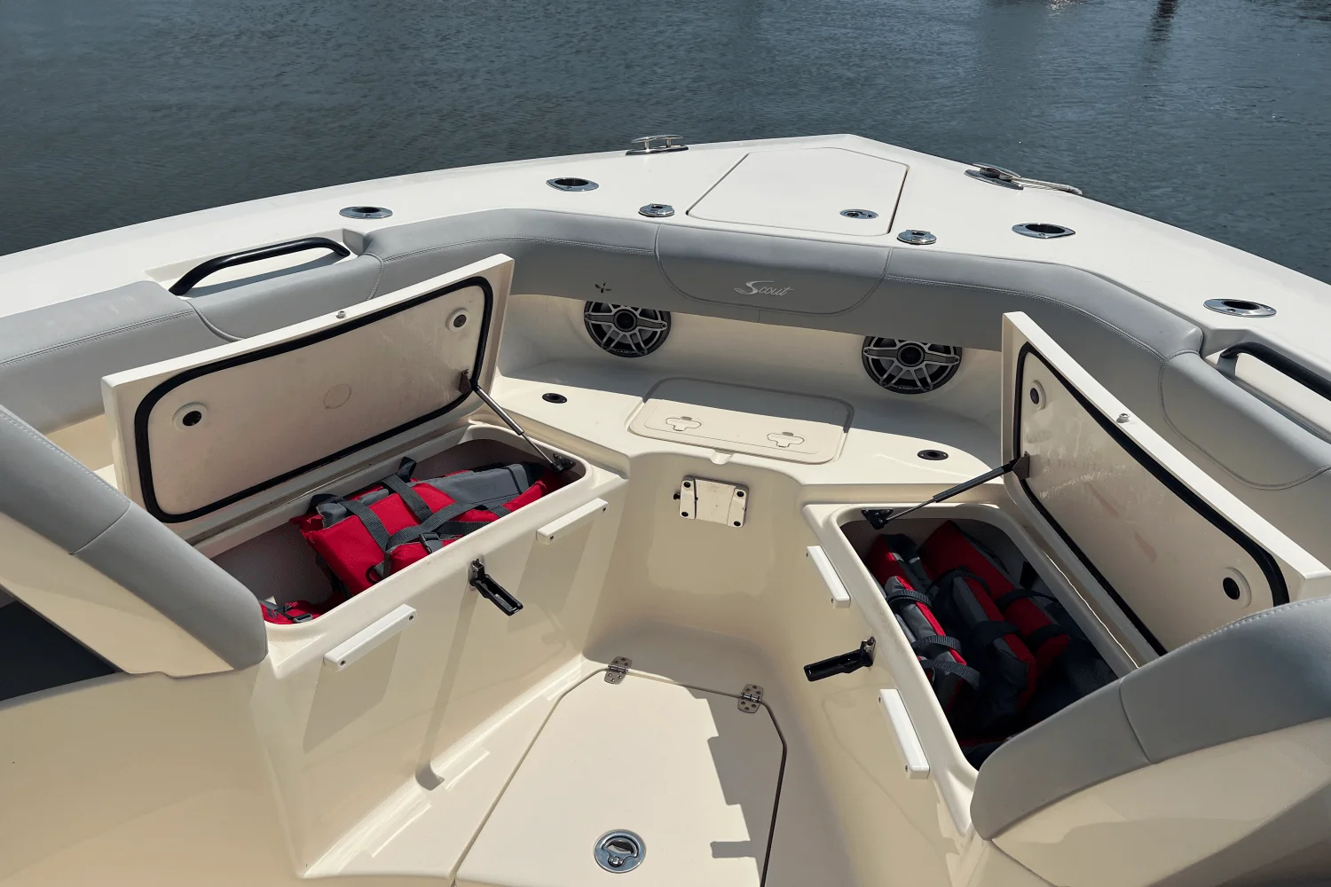 2022 Scout 305 LXF Image Thumbnail #26