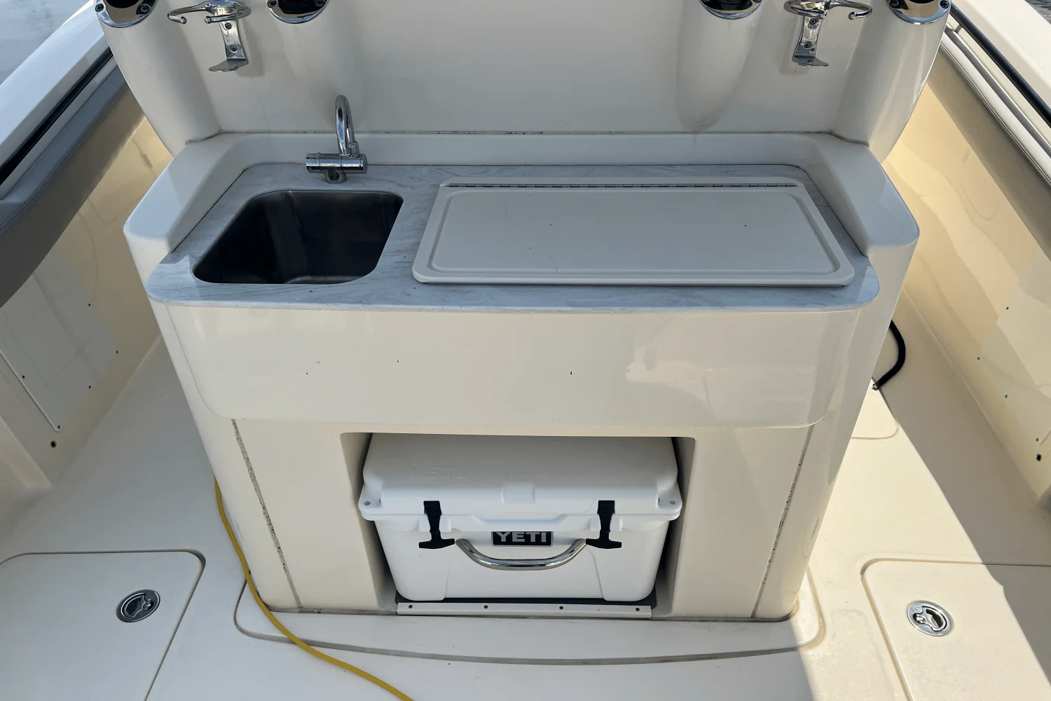 2022 Scout 305 LXF Image Thumbnail #9