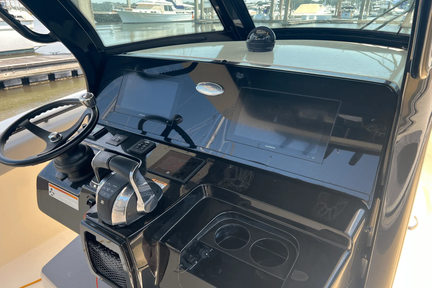 2022 Scout 305 LXF Image Thumbnail #14