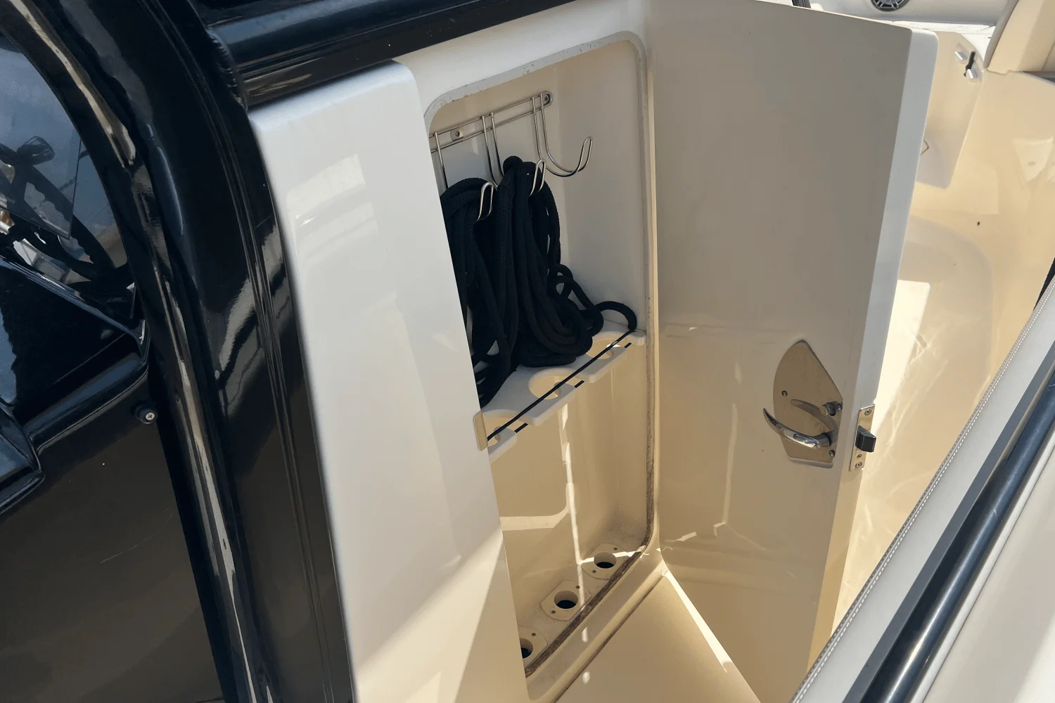 2022 Scout 305 LXF Image Thumbnail #21