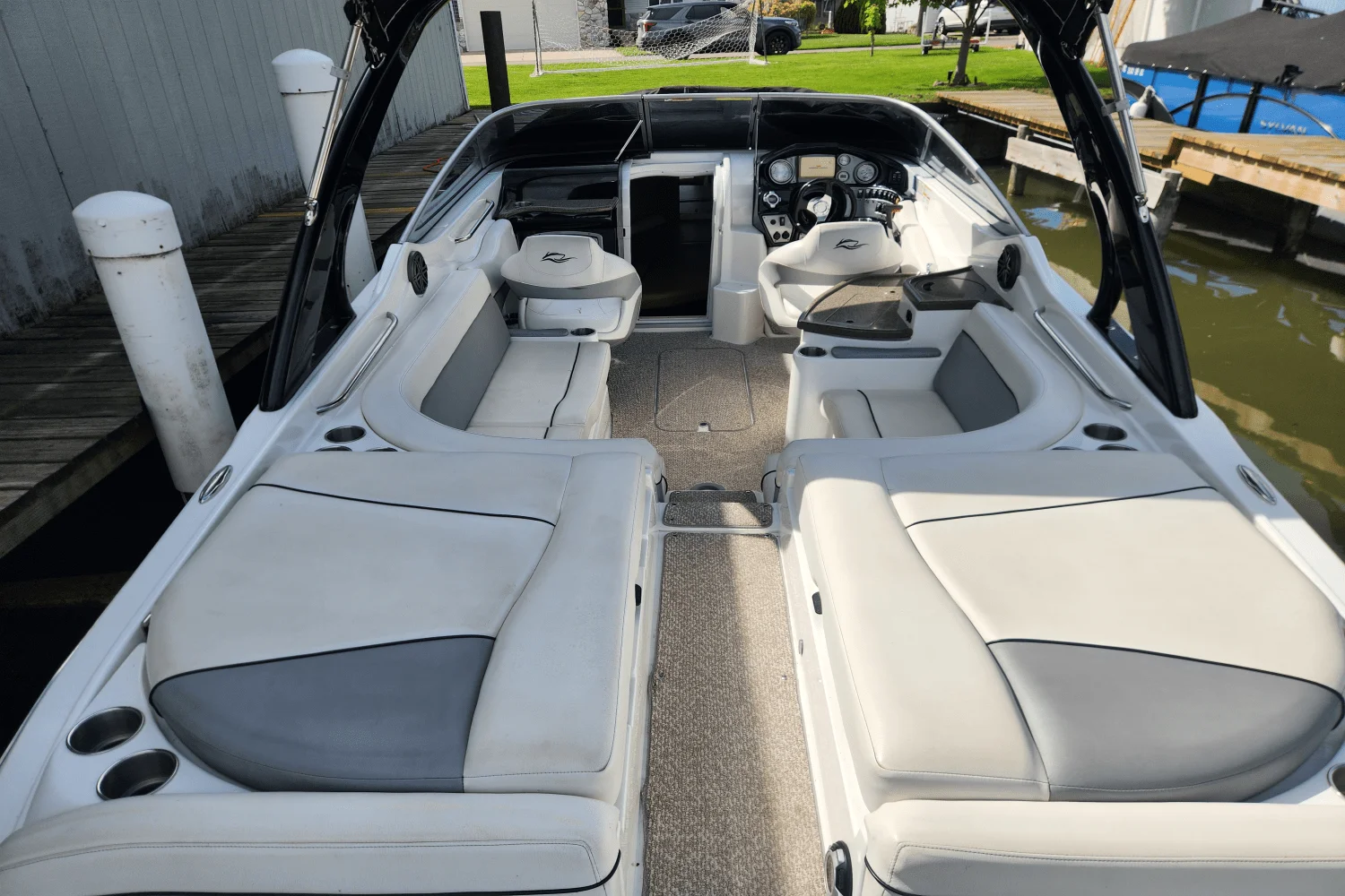 2013 Rinker 276 CC Image Thumbnail #6