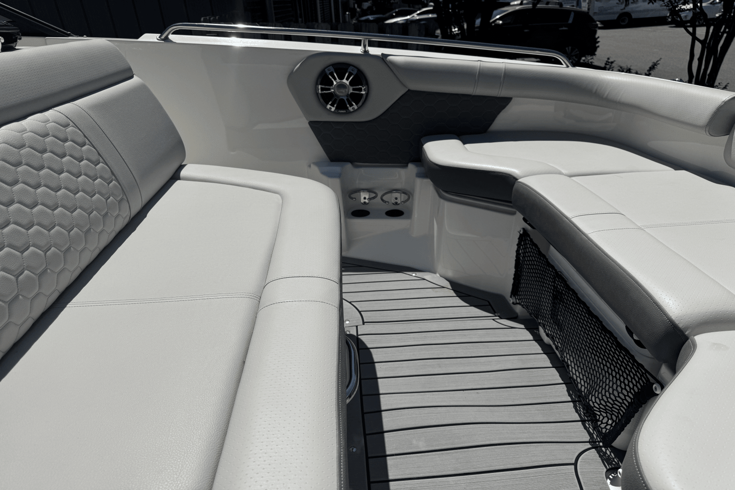 2021 Sea Ray 250 SDX-OB Image Thumbnail #4