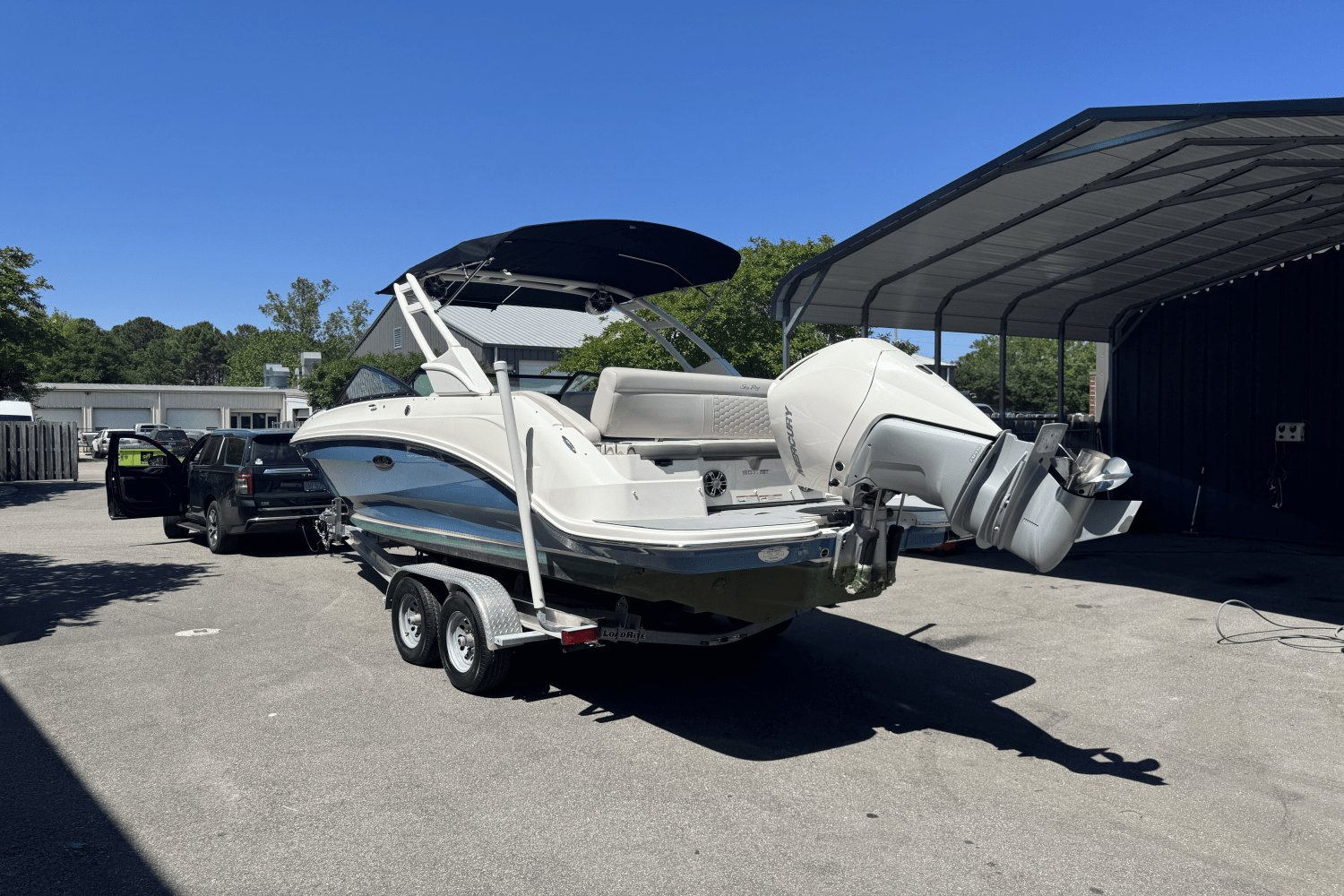 2021 Sea Ray 250 SDX-OB Image Thumbnail #1