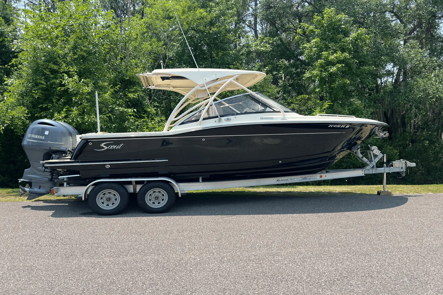 2017 Scout 255 DORADO