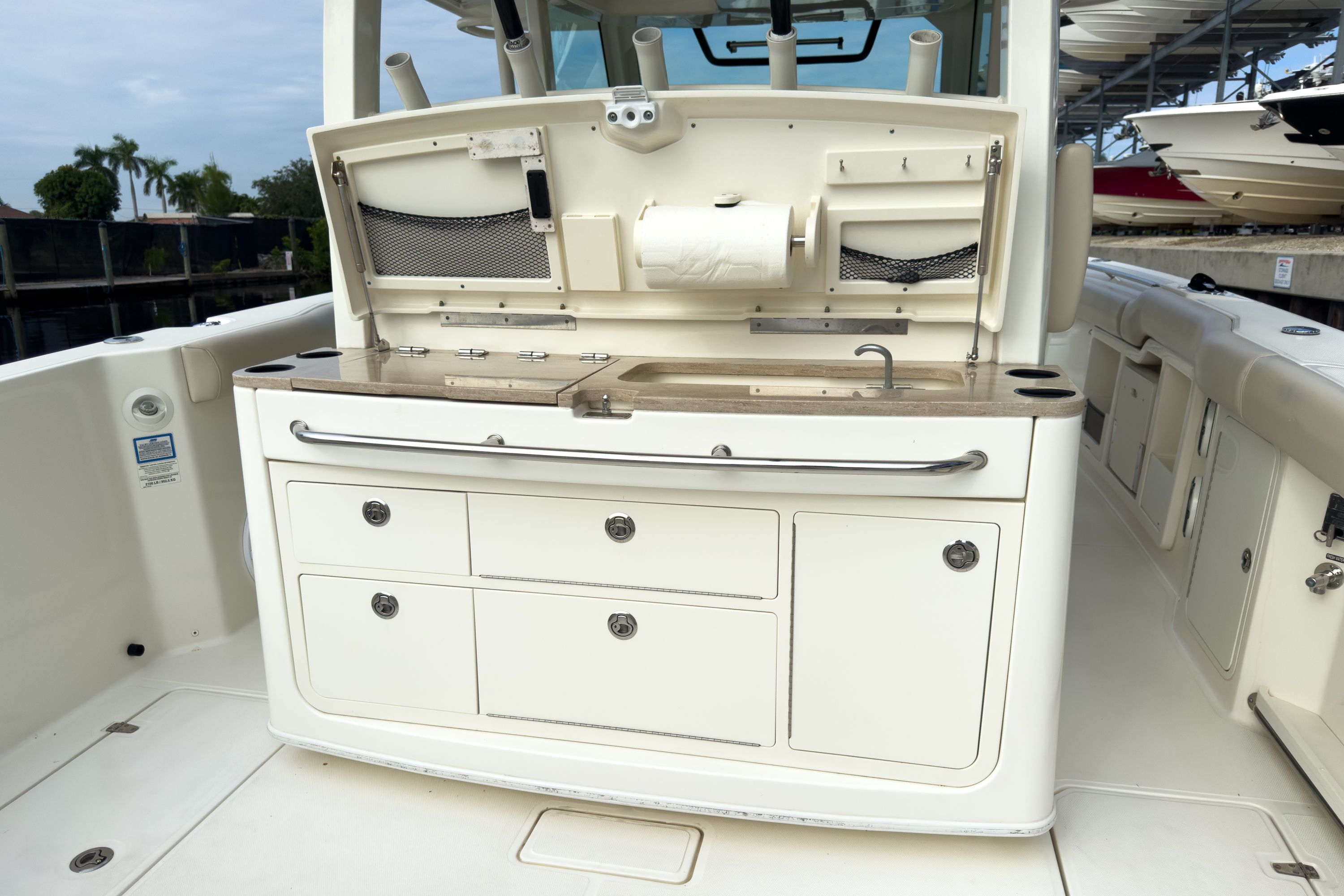 2019 Boston Whaler 380 Outrage Image Thumbnail #9