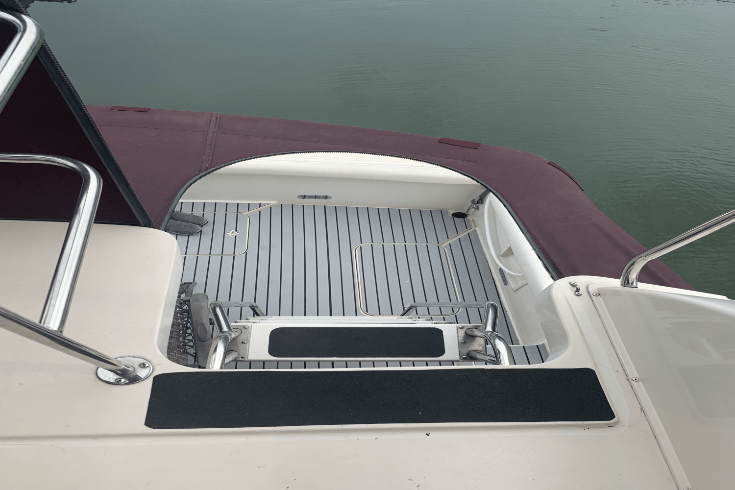1990 Silverton 36 FLYBRIDGE Image Thumbnail #7
