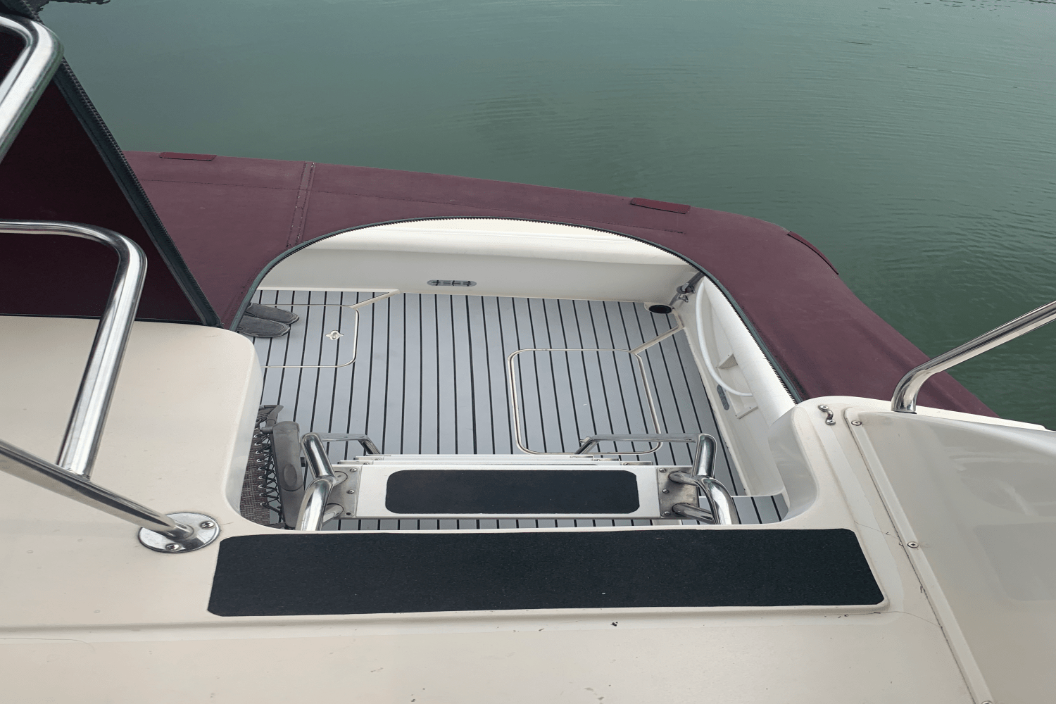 1990 Silverton 36 FLYBRIDGE Image Thumbnail #7