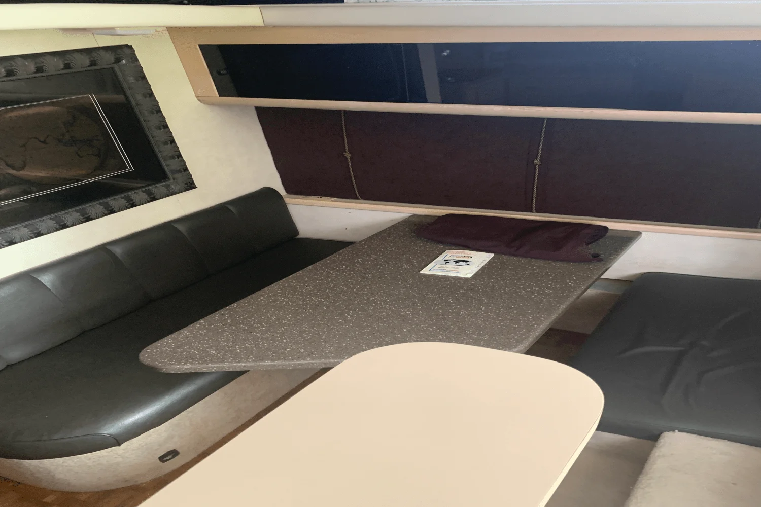 1990 Silverton 36 FLYBRIDGE Image Thumbnail #11