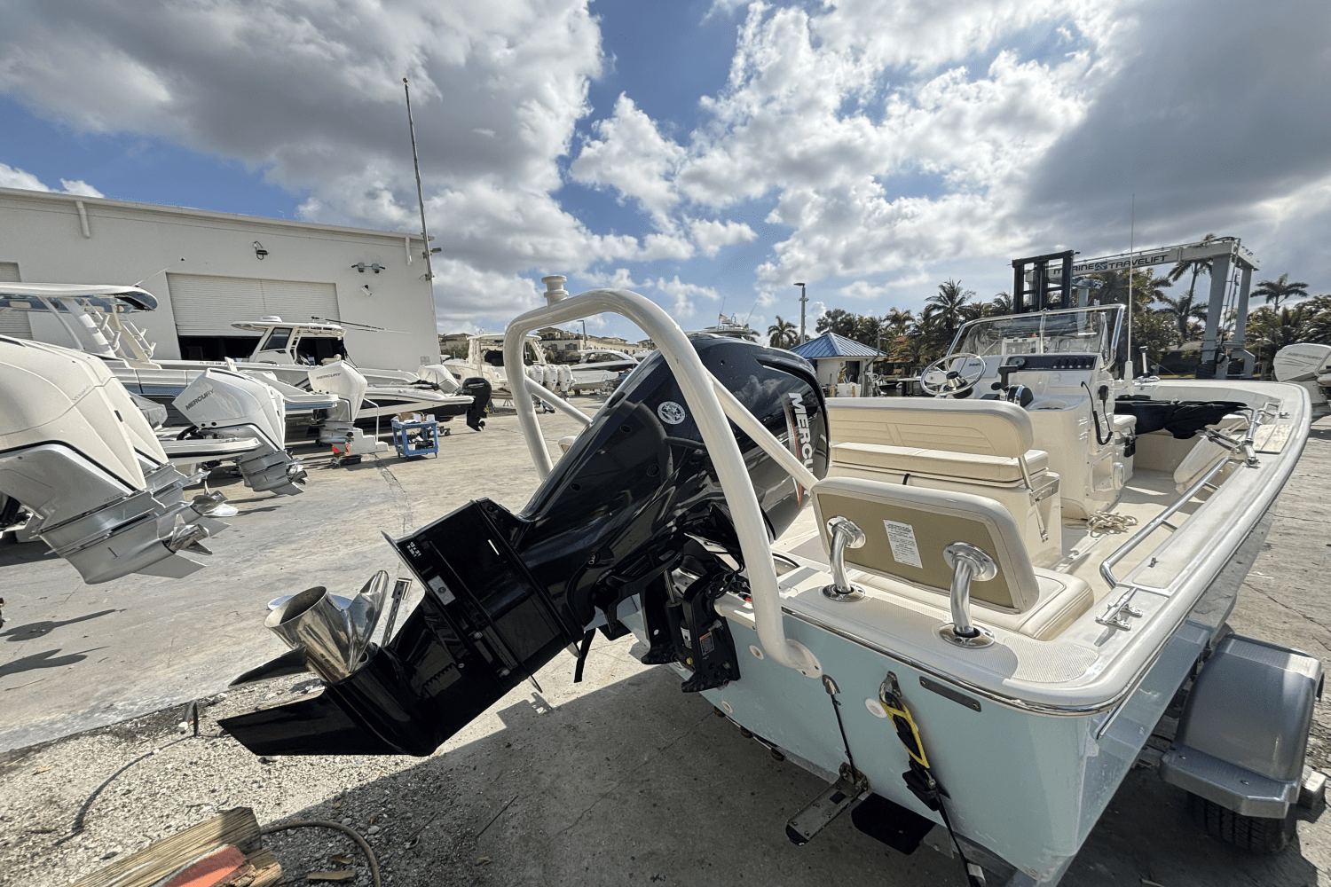2025 Boston Whaler 170 Montauk Image Thumbnail #4