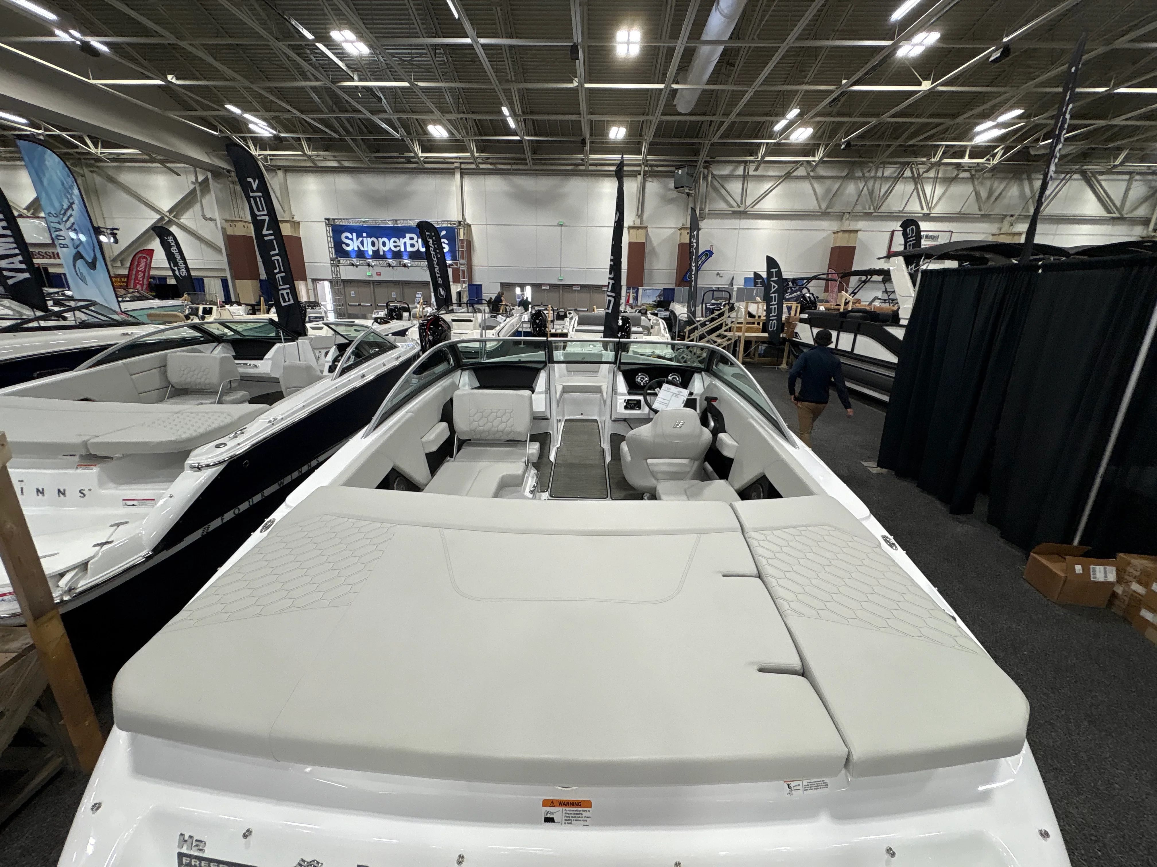 2026 Four Winns H2 - FREEDOM Image Thumbnail #21