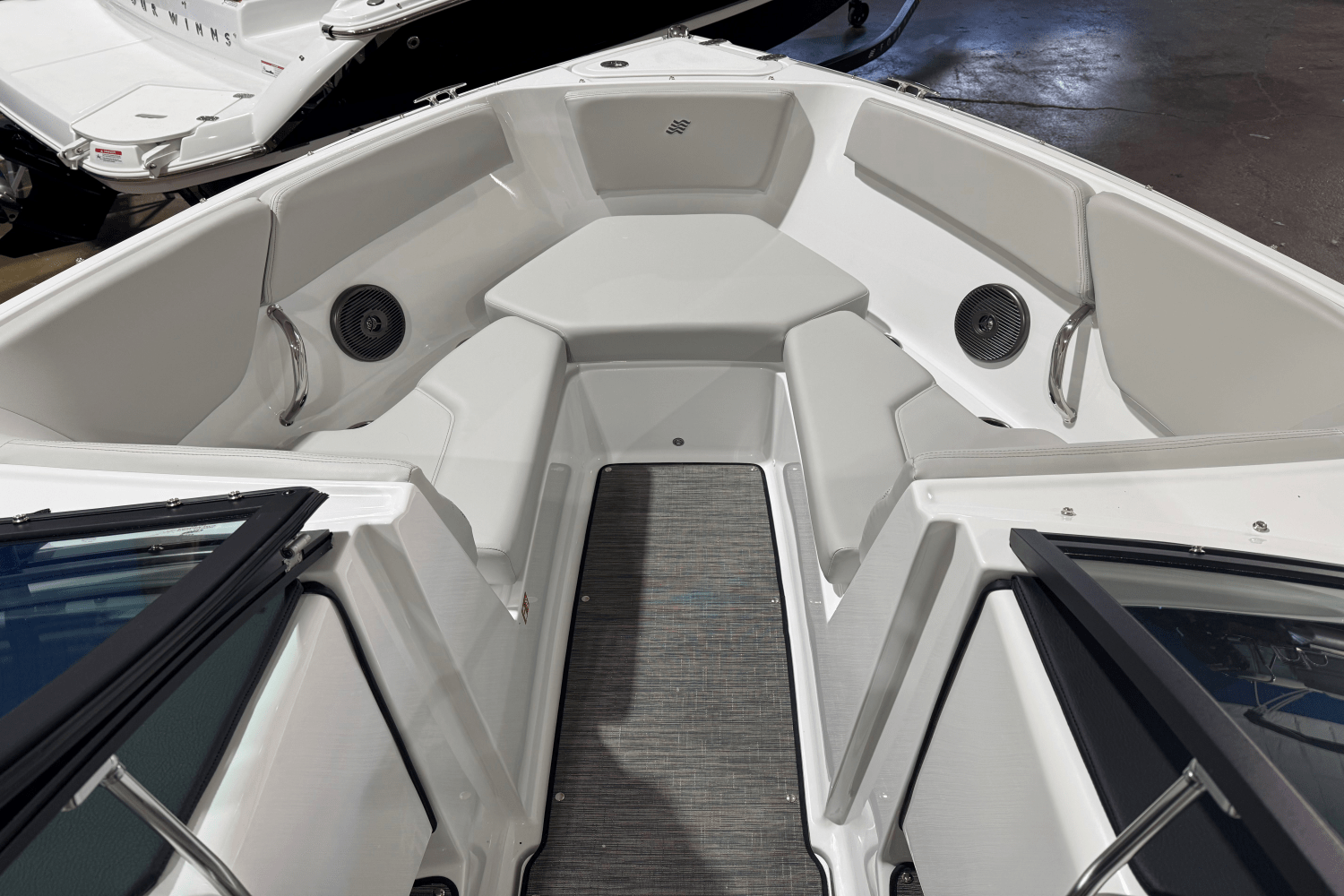 2026 Four Winns H2 - FREEDOM Image Thumbnail #2