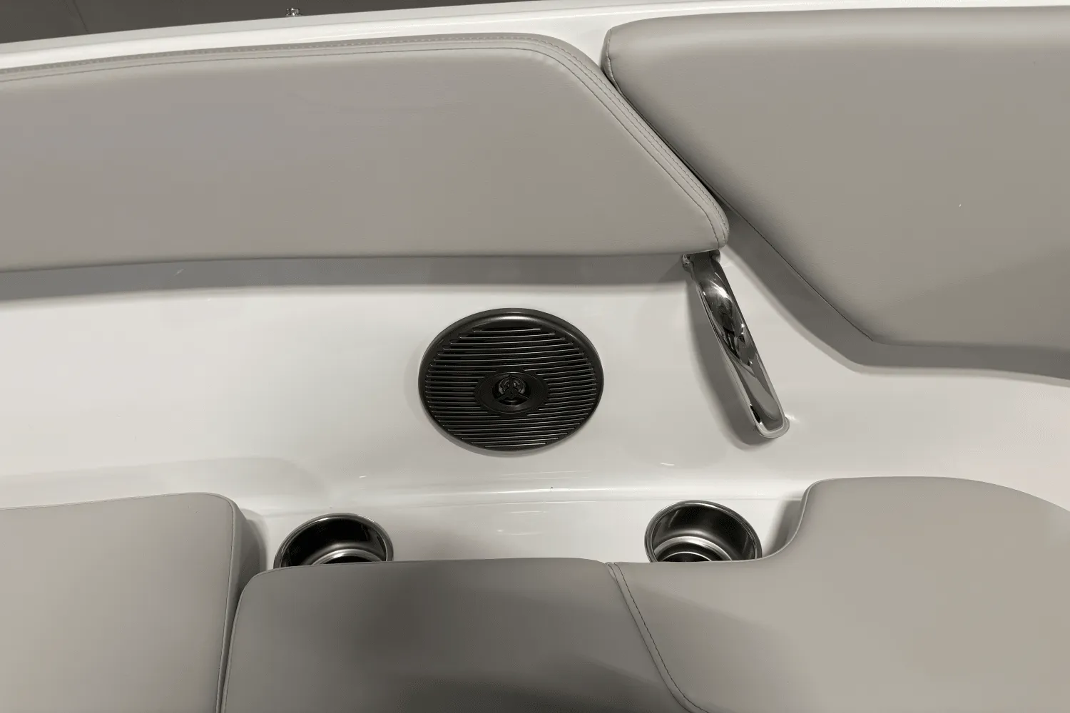 2026 Four Winns H2 - FREEDOM Image Thumbnail #10